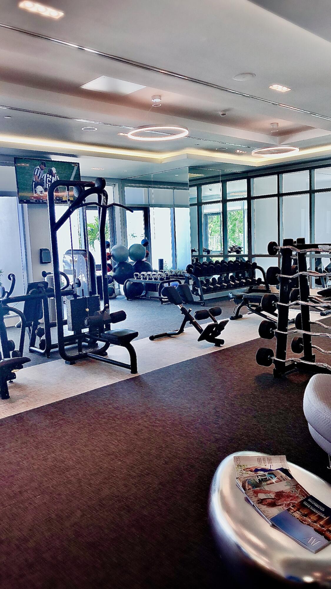 17111 BISCAYNE #1903, North Miami Beach FL 33160