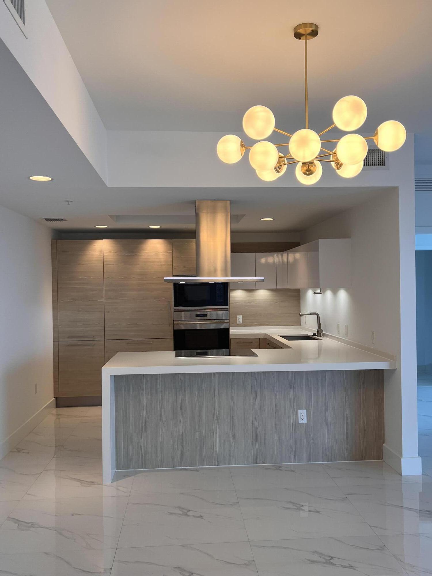17111 BISCAYNE #1903, North Miami Beach FL 33160