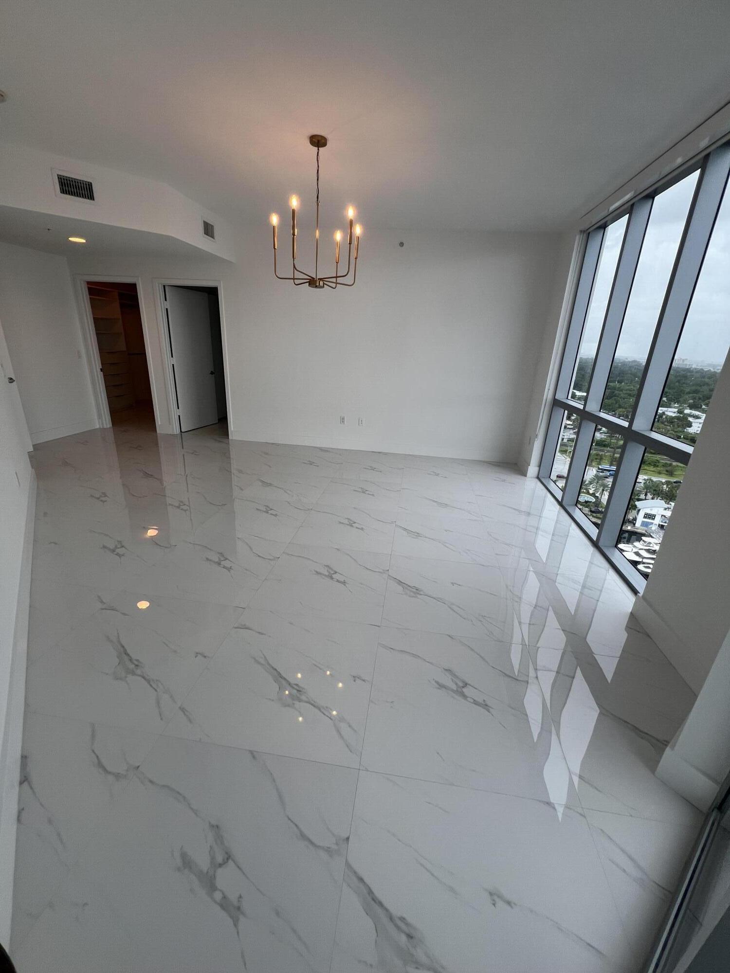 17111 BISCAYNE #1903, North Miami Beach FL 33160
