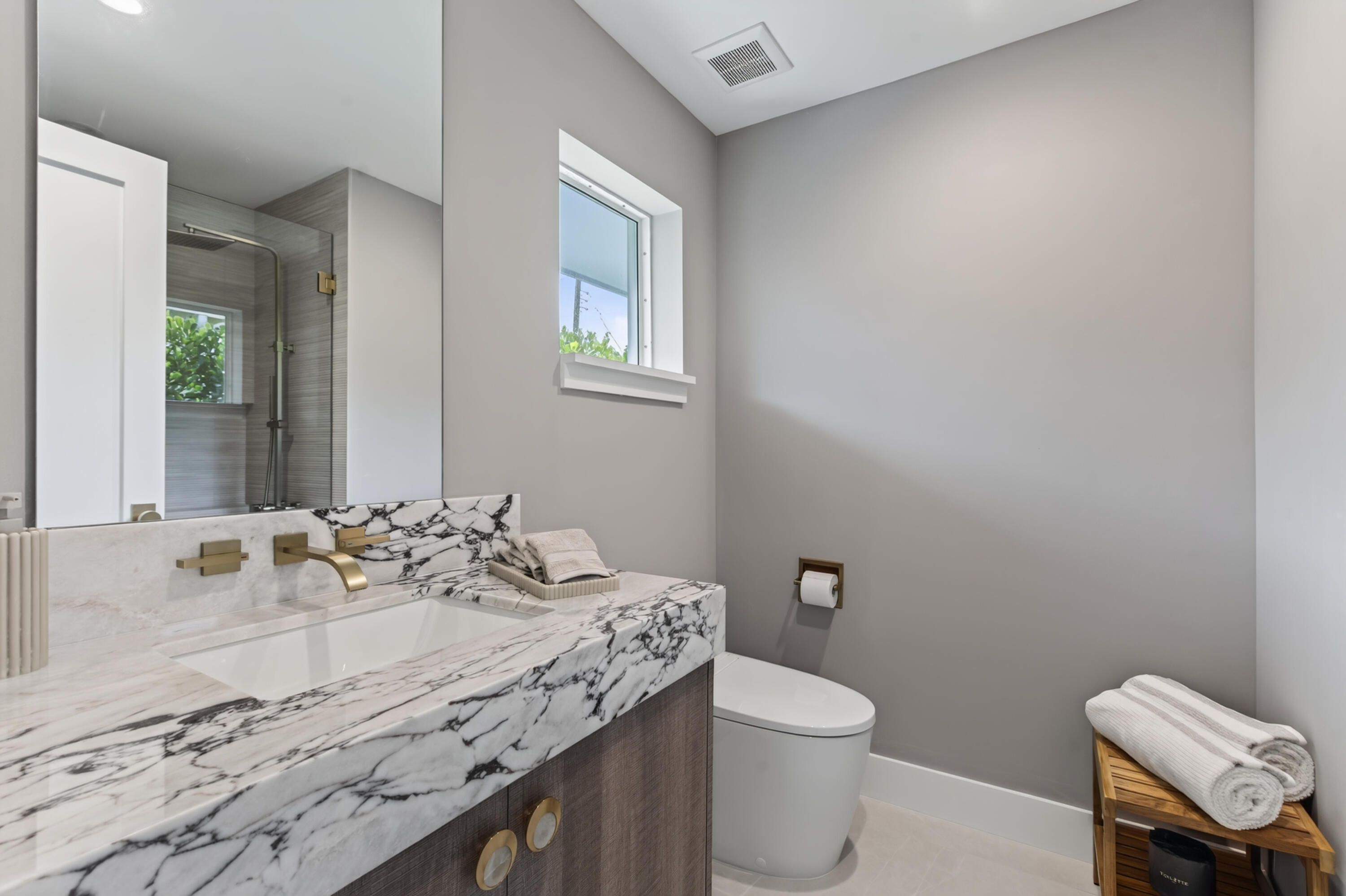 229 GOLFVIEW, Tequesta FL 33469