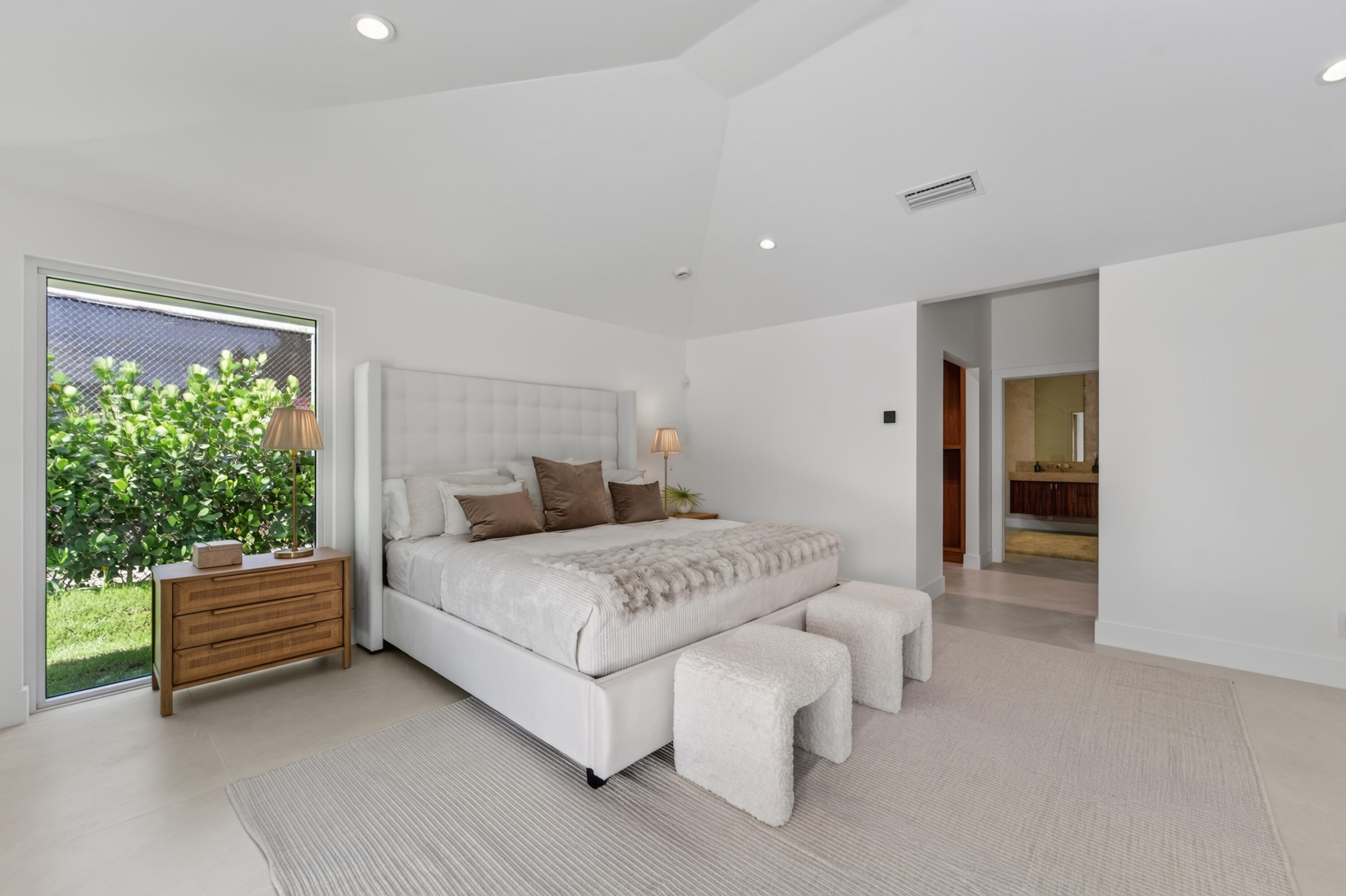 229 GOLFVIEW, Tequesta FL 33469