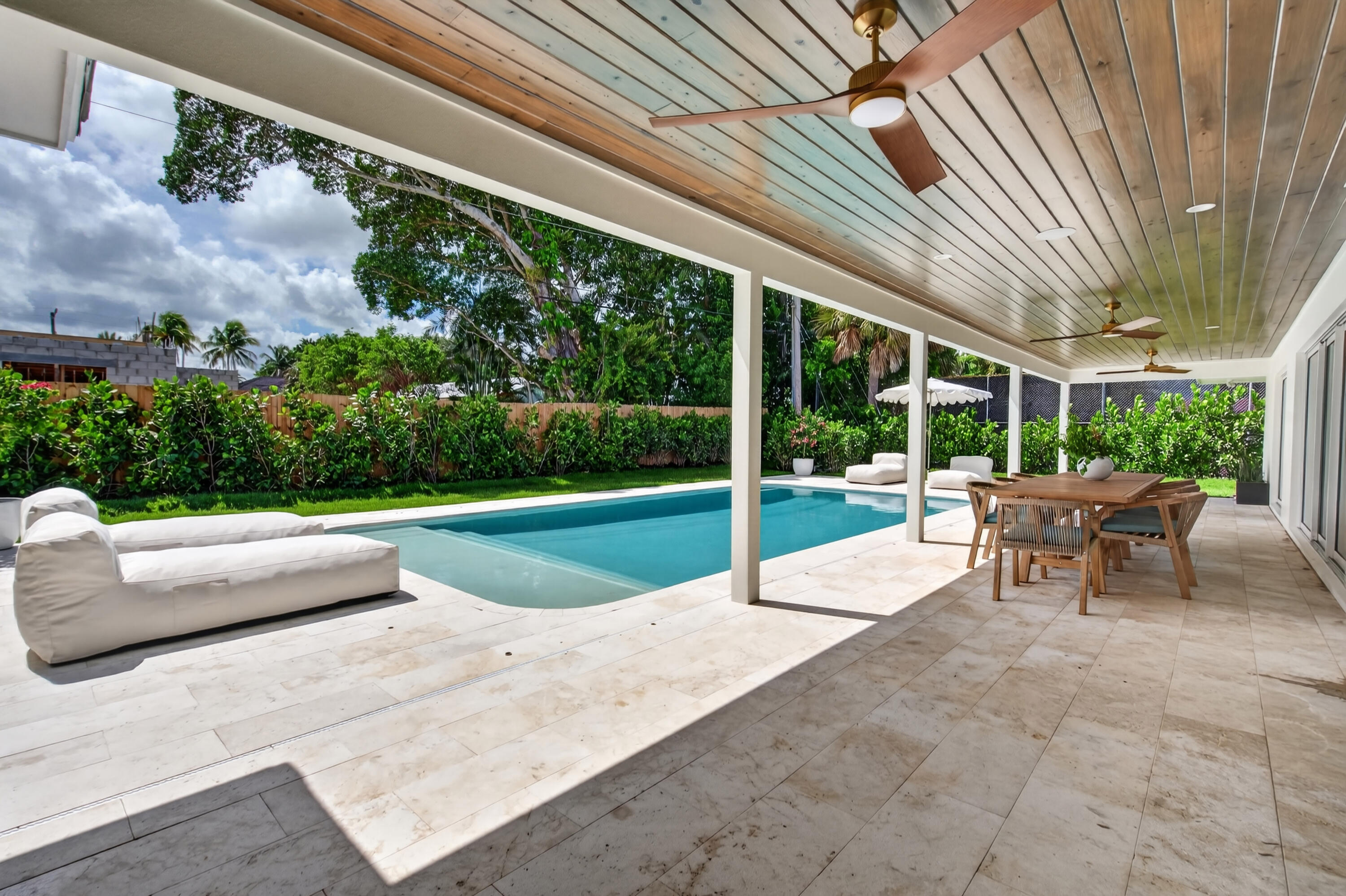 229 GOLFVIEW, Tequesta FL 33469