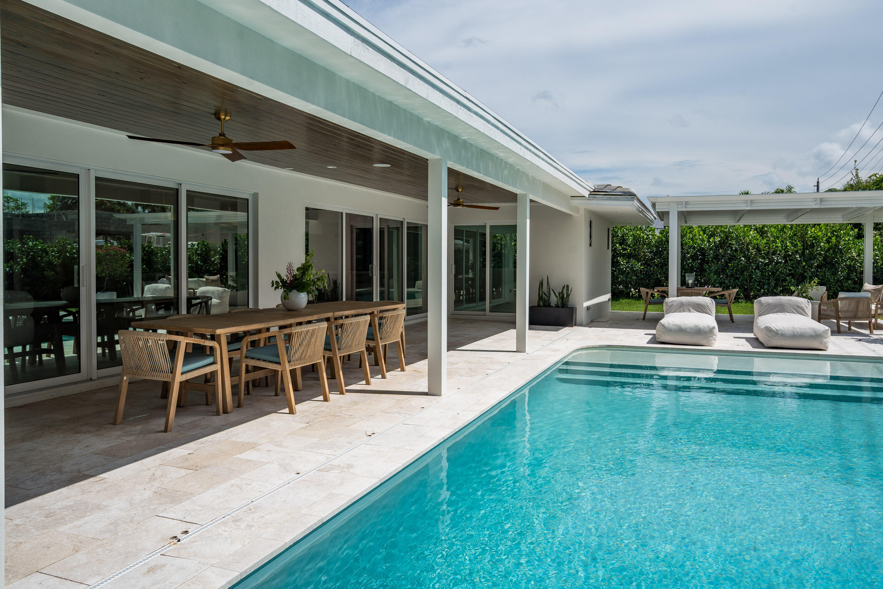 229 GOLFVIEW, Tequesta FL 33469