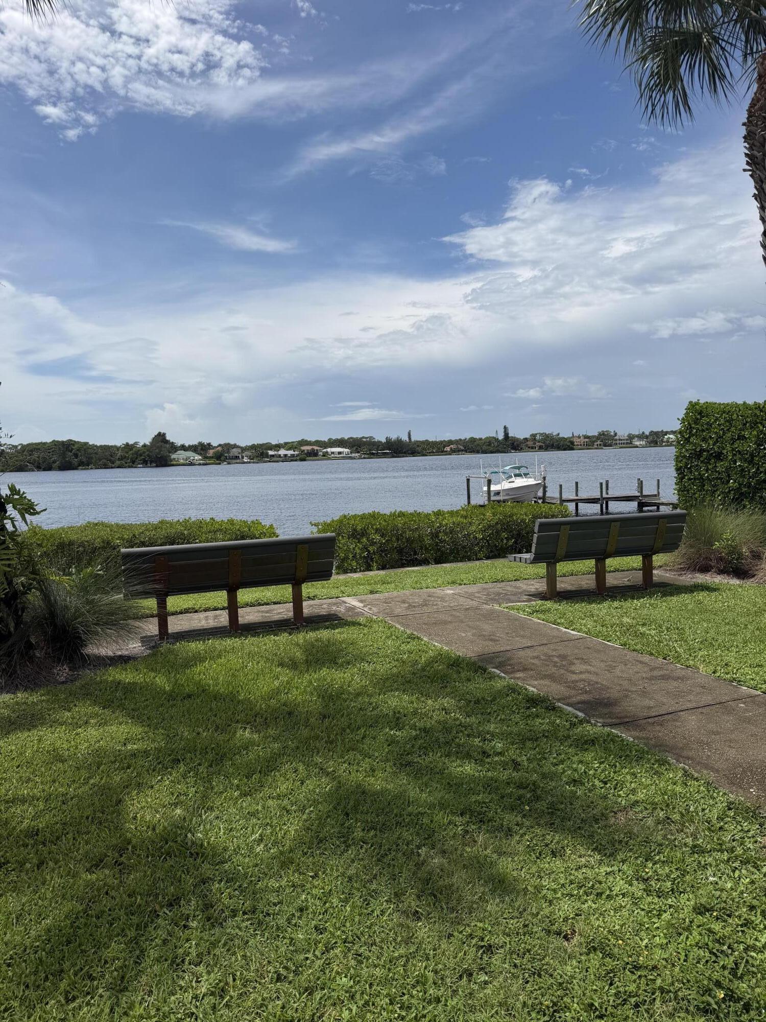 229 GOLFVIEW, Tequesta FL 33469