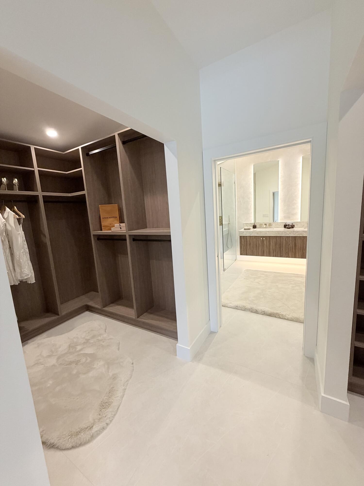 229 GOLFVIEW, Tequesta FL 33469