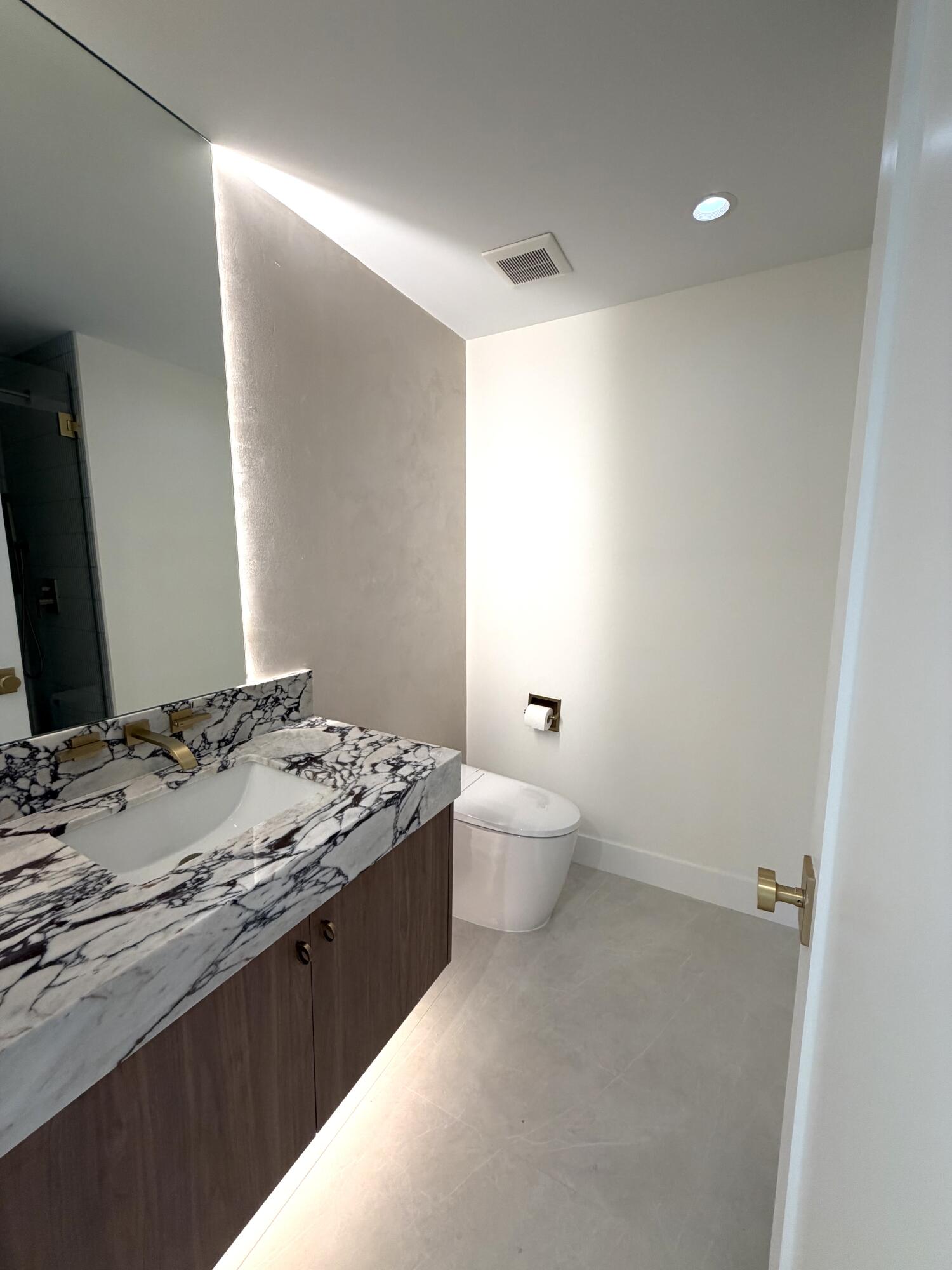 229 GOLFVIEW, Tequesta FL 33469