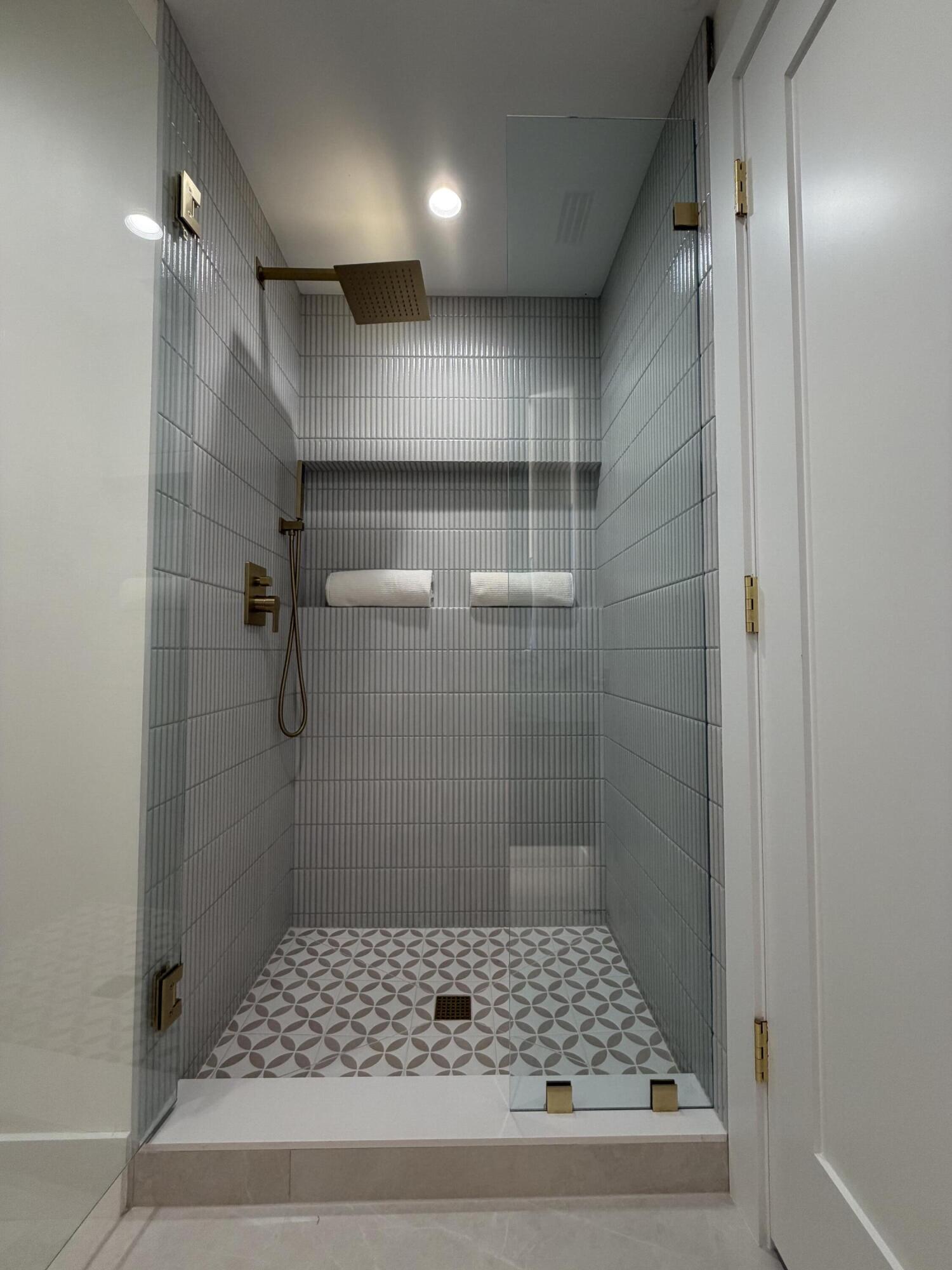 229 GOLFVIEW, Tequesta FL 33469