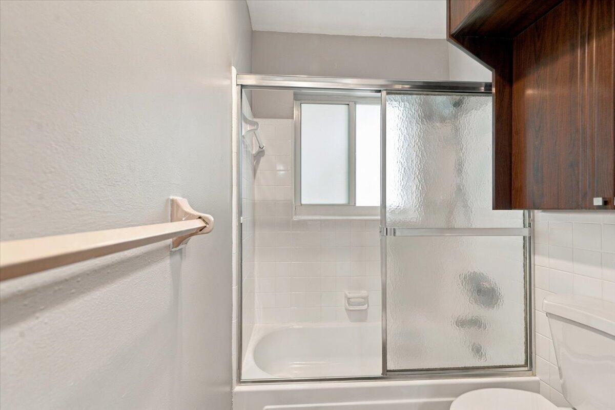 2110 NE 39TH #8B, Fort Lauderdale FL 33308