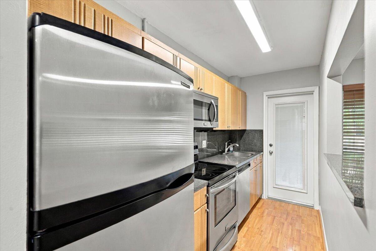 2110 NE 39TH #8B, Fort Lauderdale FL 33308