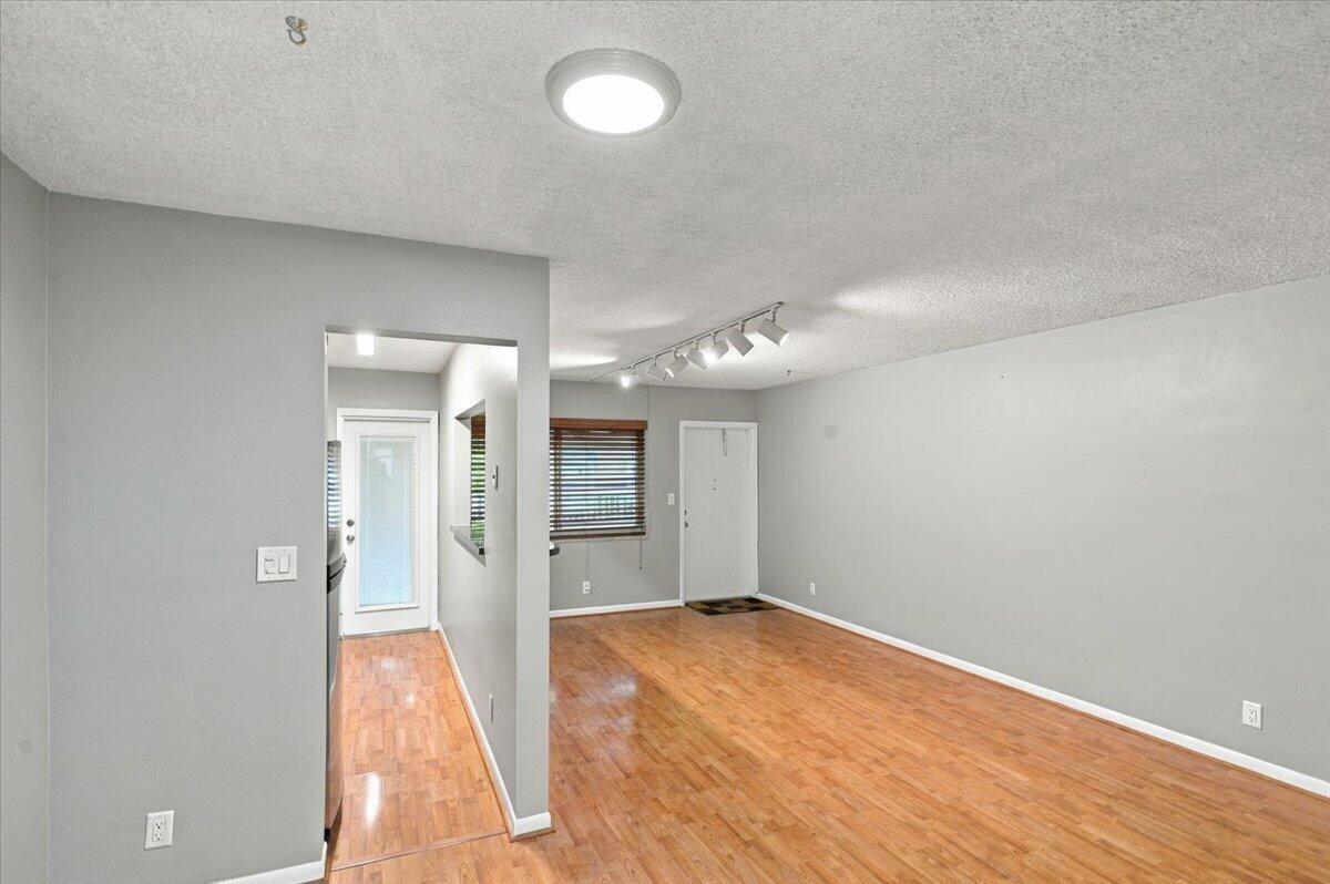 2110 NE 39TH #8B, Fort Lauderdale FL 33308