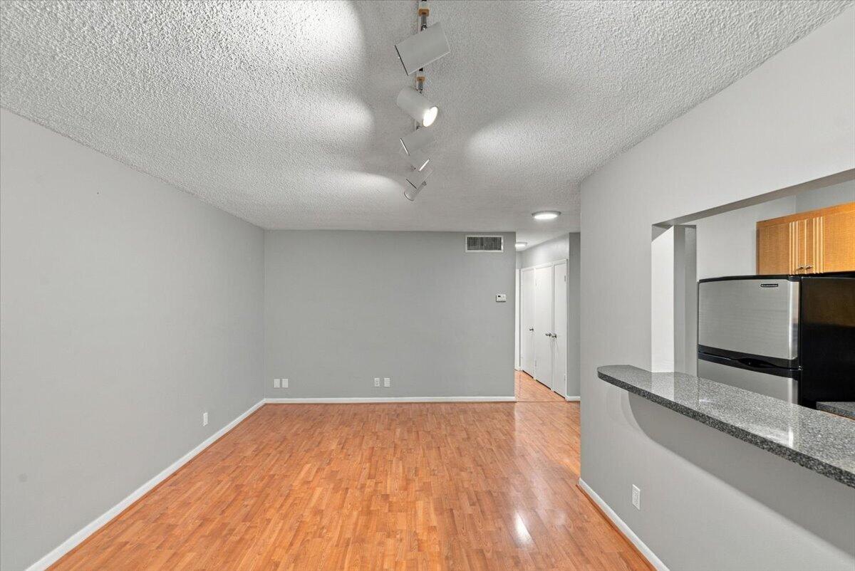 2110 NE 39TH #8B, Fort Lauderdale FL 33308