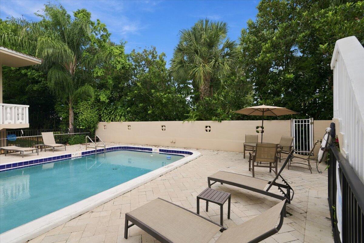 2110 NE 39TH #8B, Fort Lauderdale FL 33308