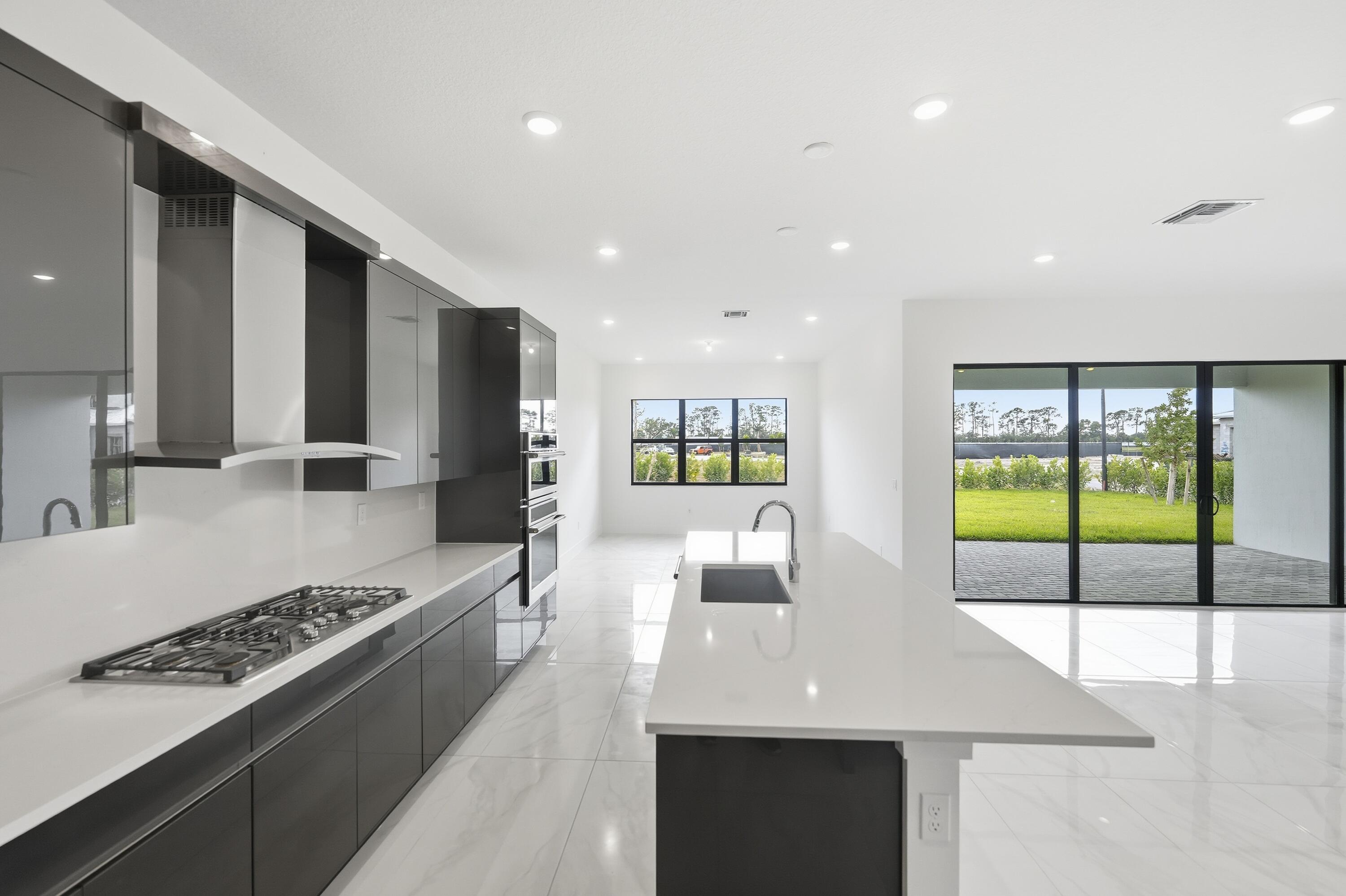 7707 Laurel Park, Lake Worth FL 33449