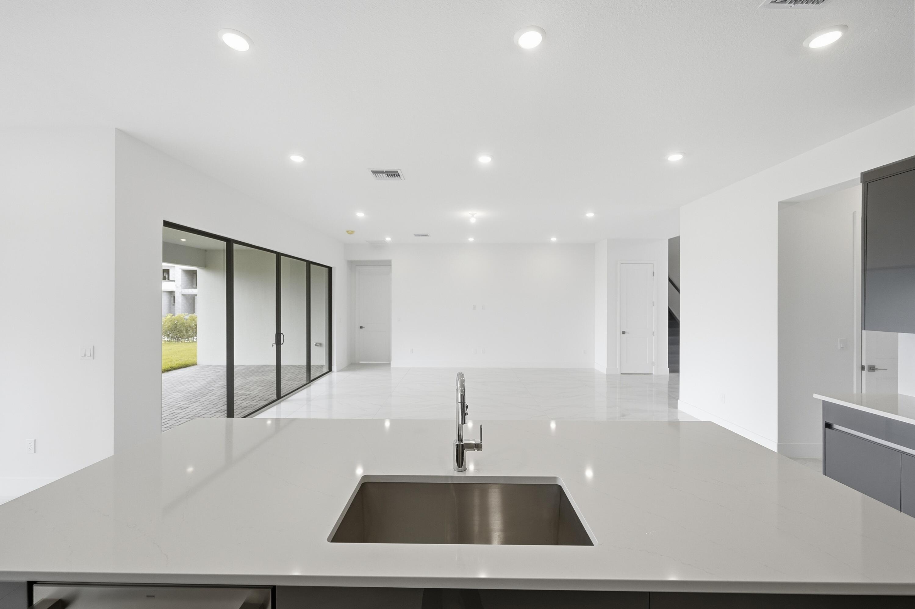 7707 Laurel Park, Lake Worth FL 33449