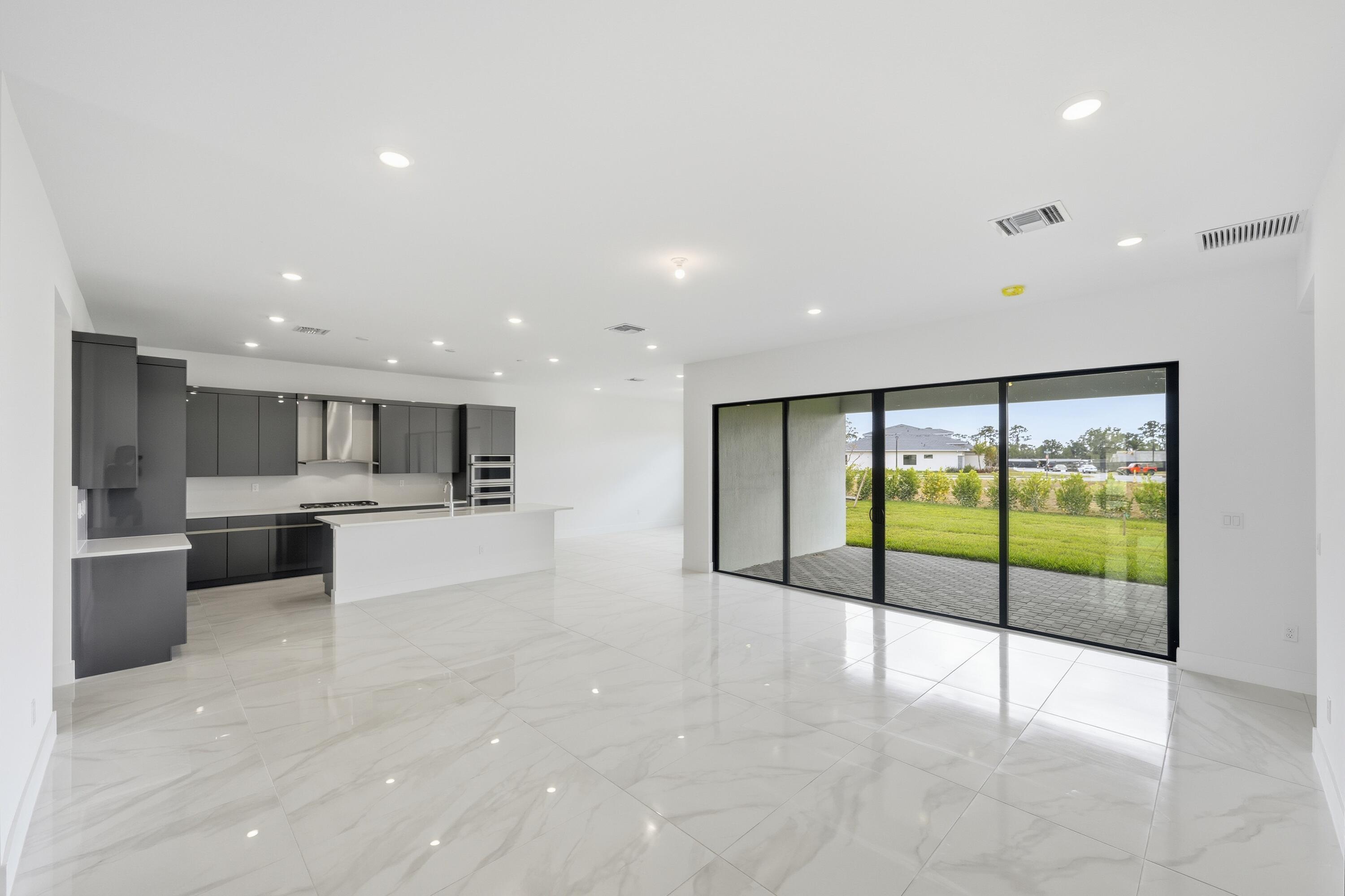 7707 Laurel Park, Lake Worth FL 33449