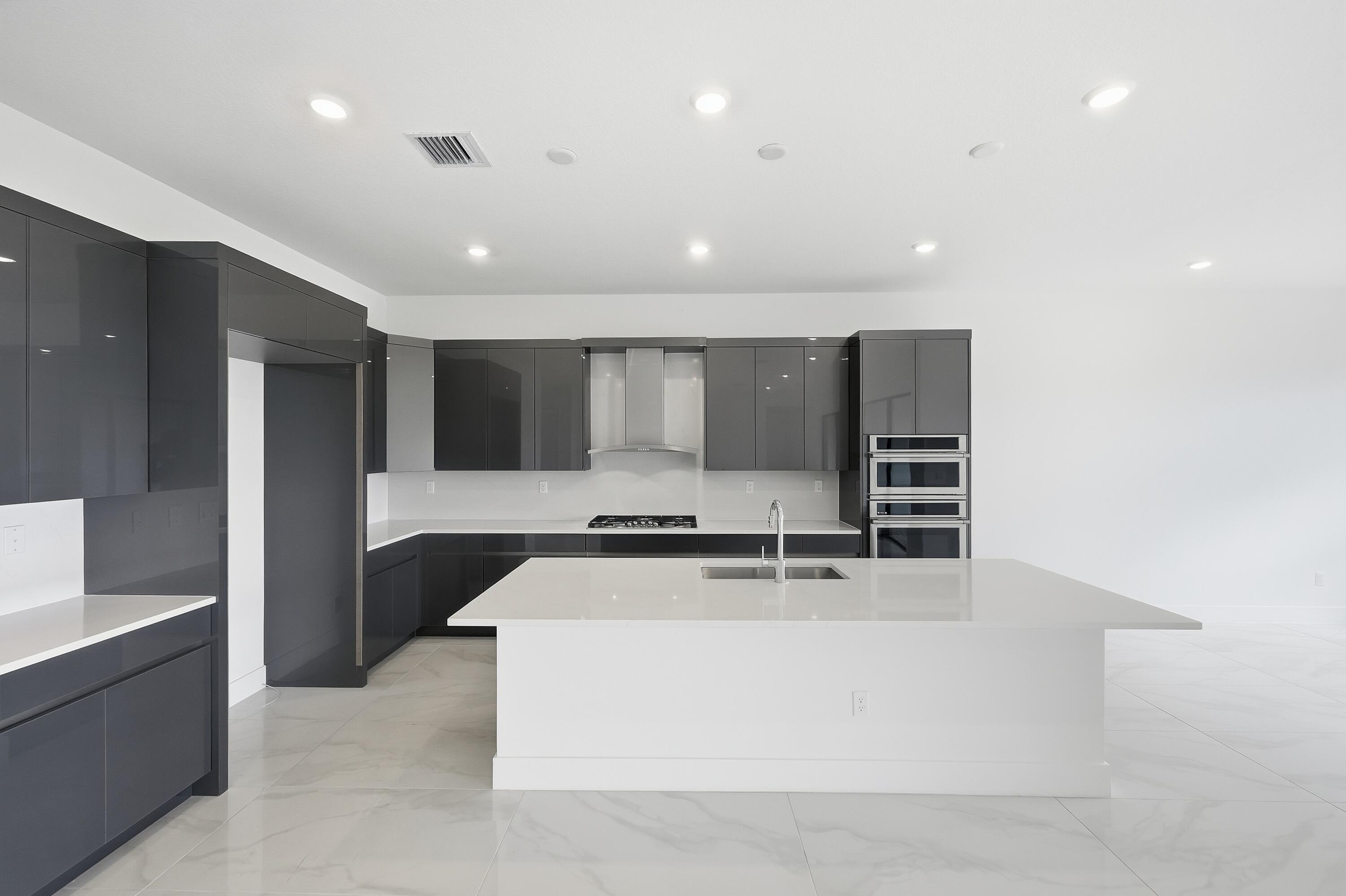 7707 Laurel Park, Lake Worth FL 33449