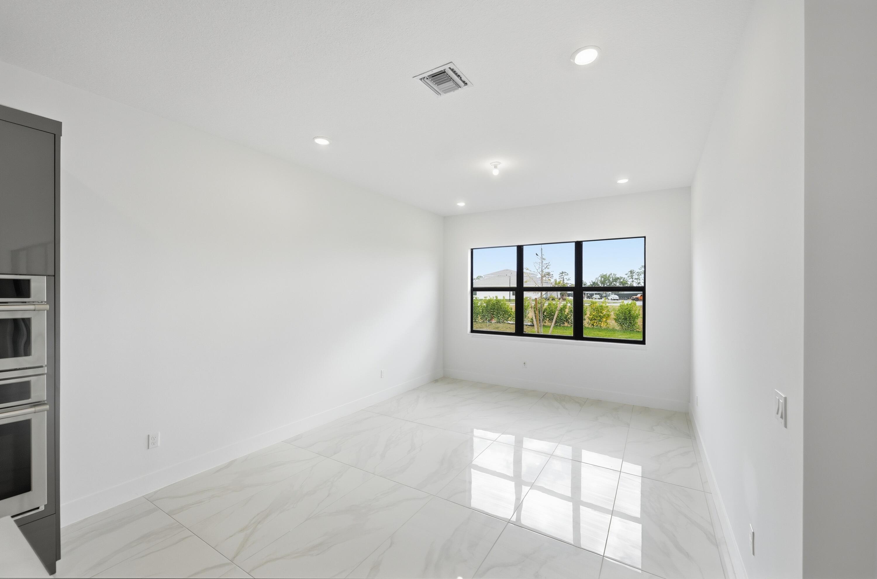 7707 Laurel Park, Lake Worth FL 33449