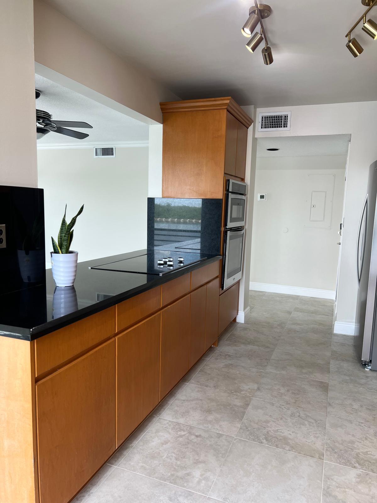 3200 N OCEAN #206, Hollywood FL 33019