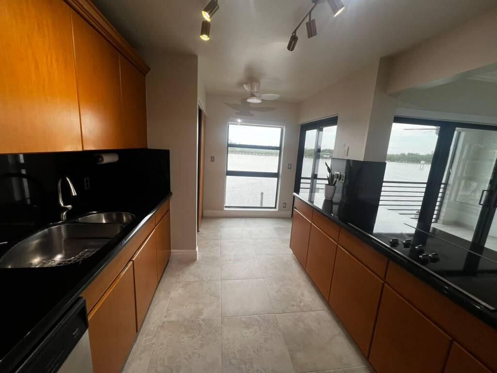 3200 N OCEAN #206, Hollywood FL 33019