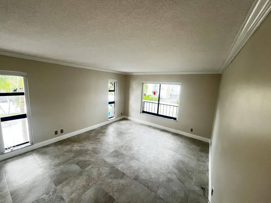3200 N OCEAN #206, Hollywood FL 33019