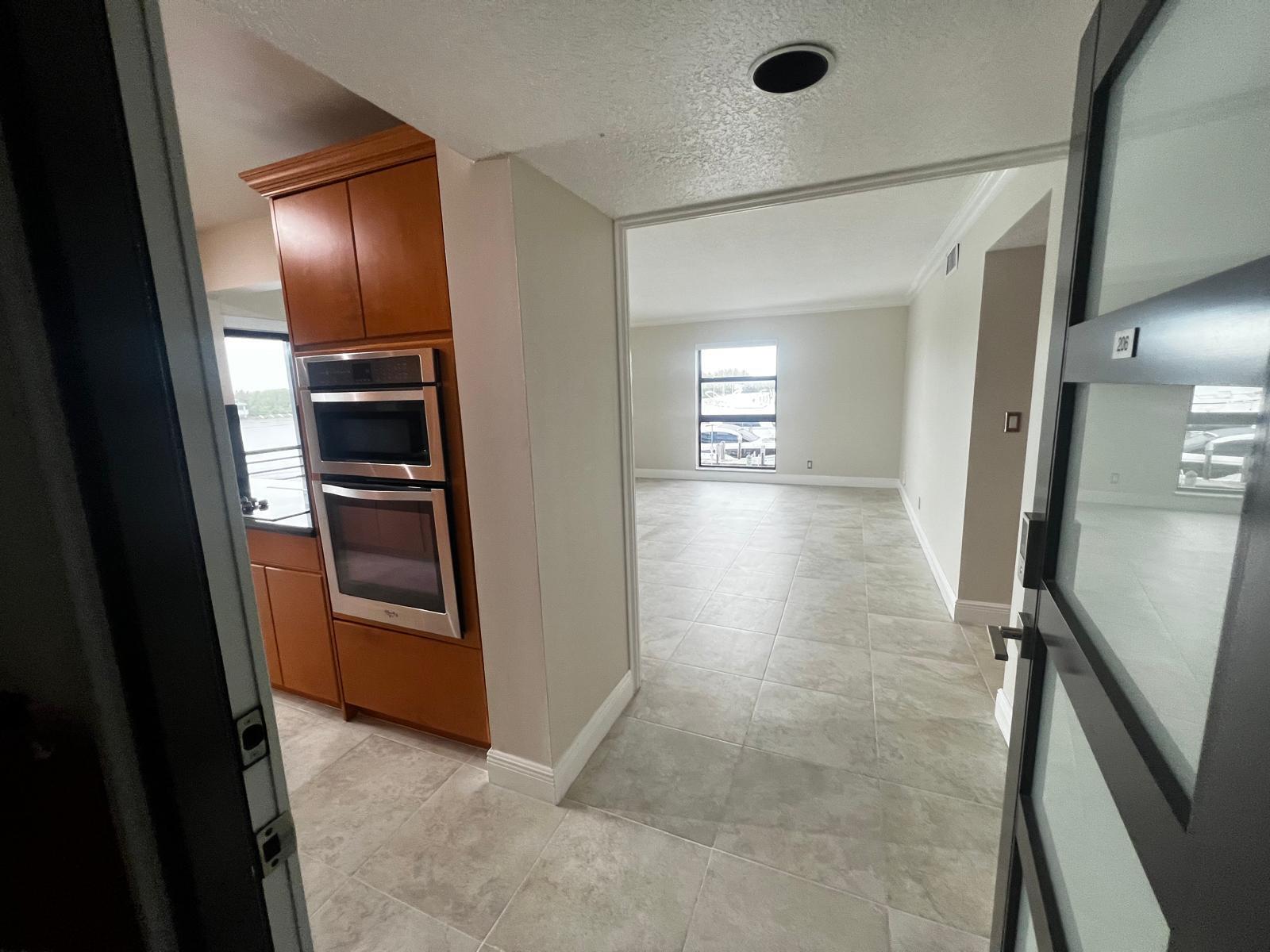 3200 N OCEAN #206, Hollywood FL 33019