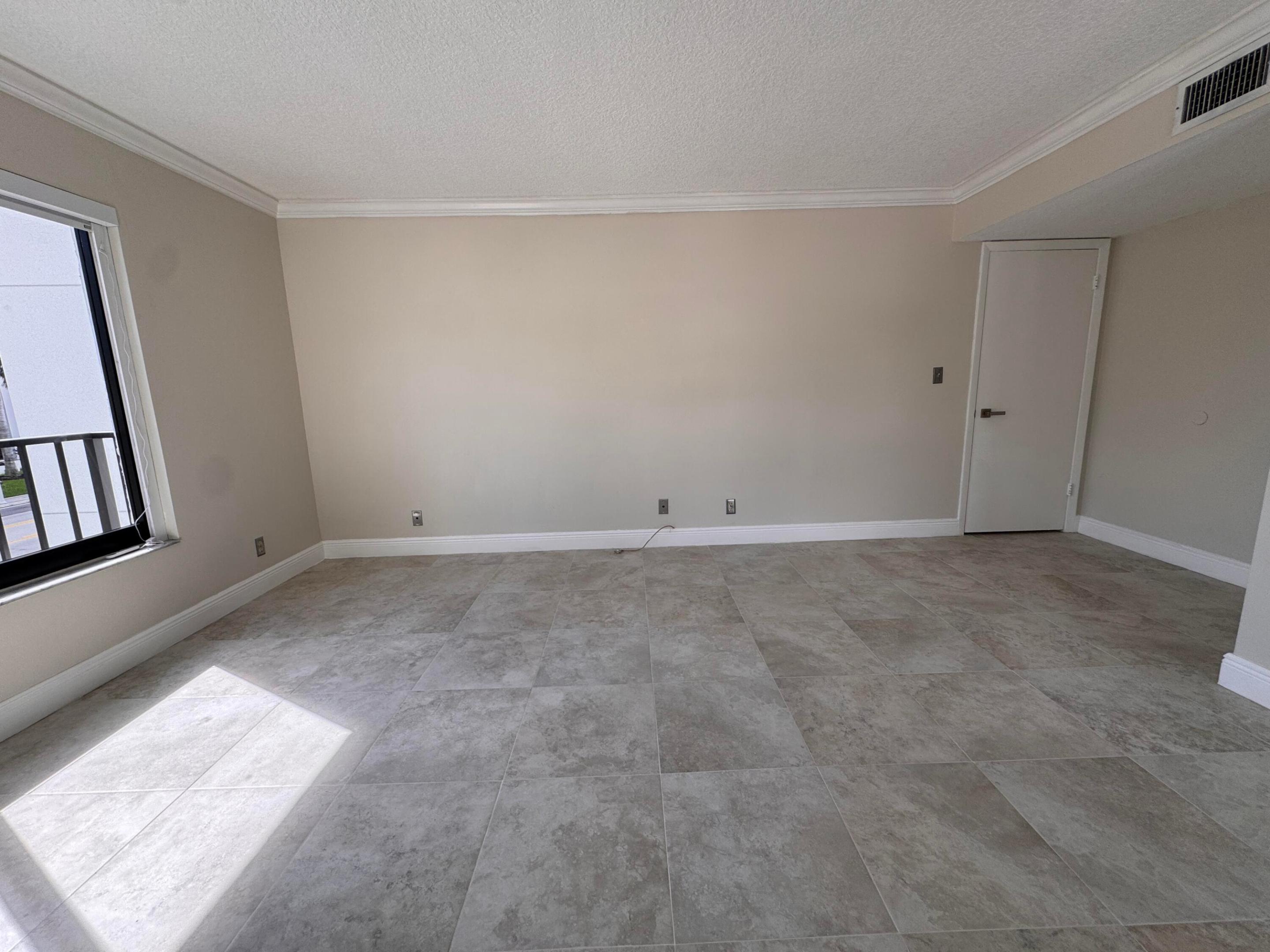 3200 N OCEAN #206, Hollywood FL 33019