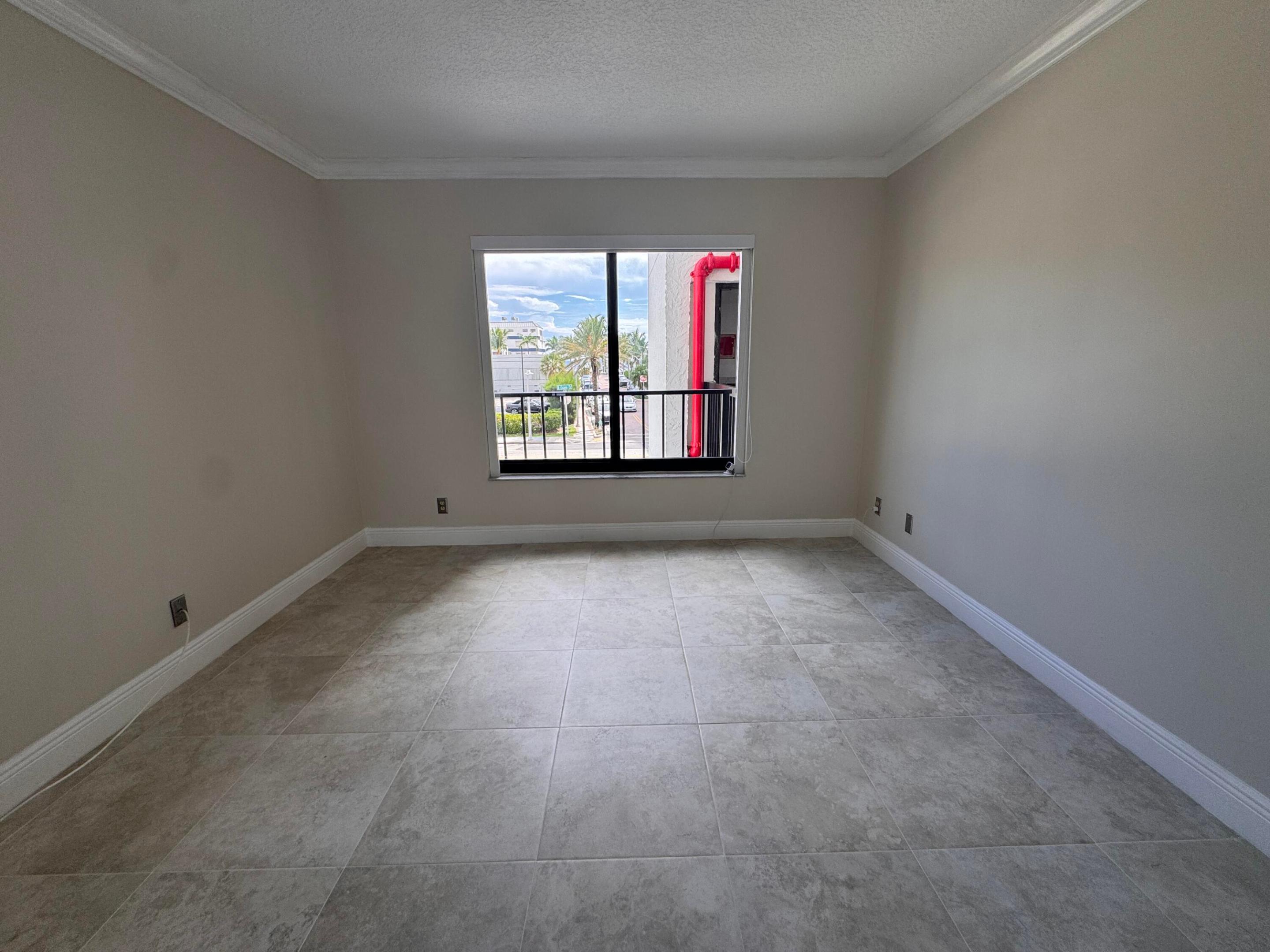 3200 N OCEAN #206, Hollywood FL 33019