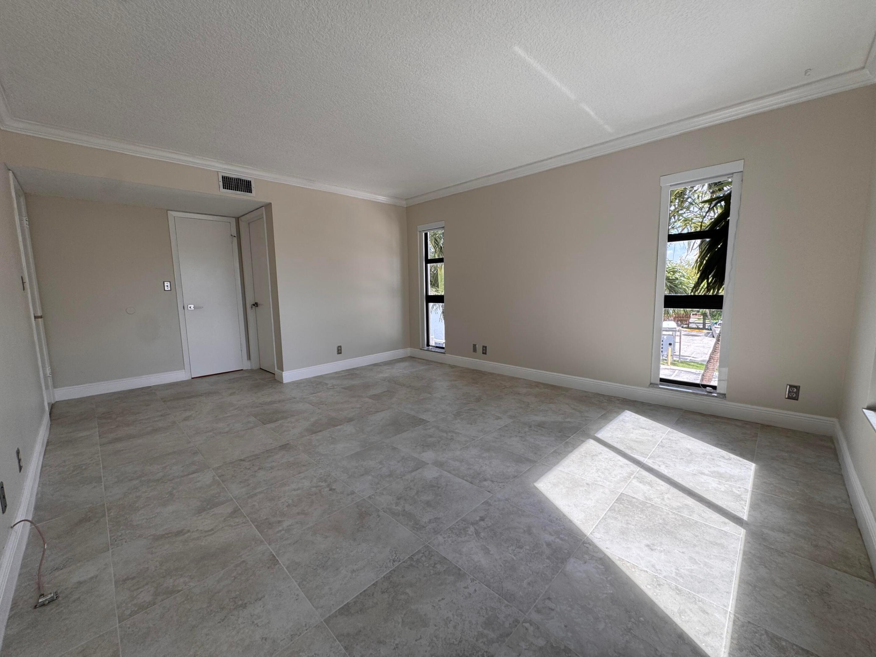 3200 N OCEAN #206, Hollywood FL 33019