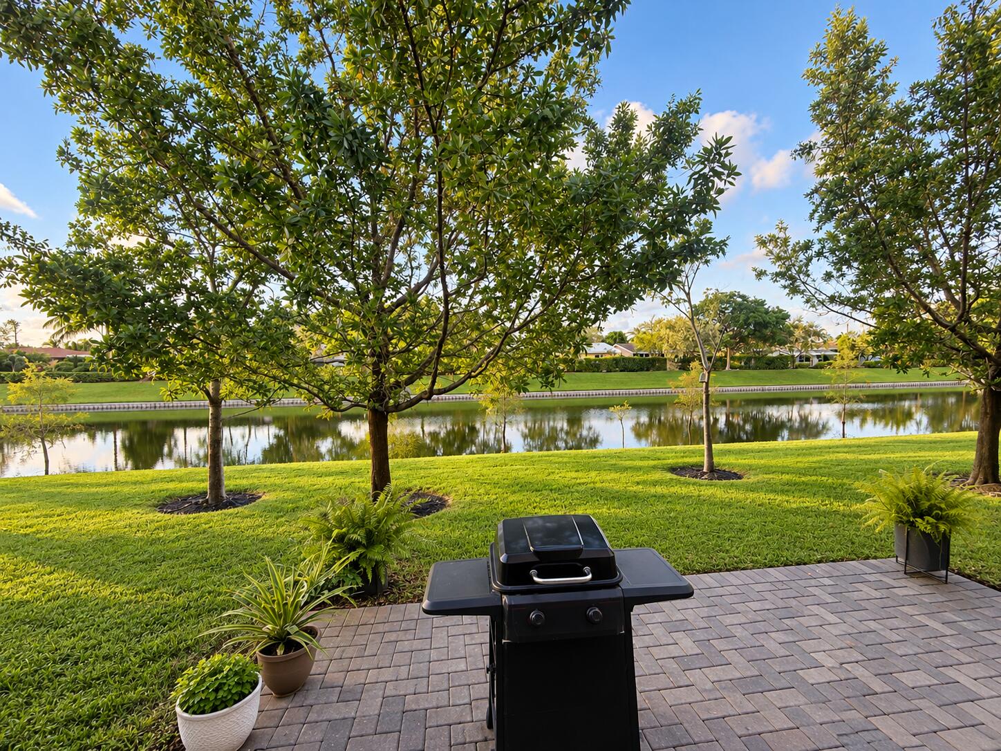 4924 NW 48th, Tamarac FL 33319