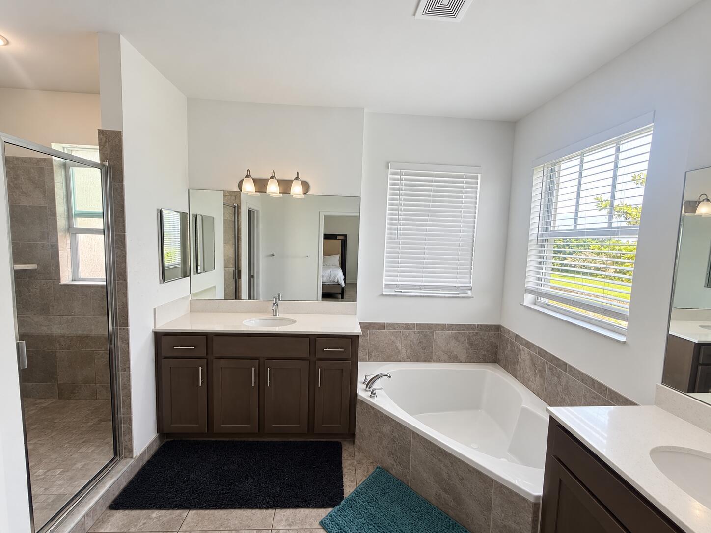 4924 NW 48th, Tamarac FL 33319