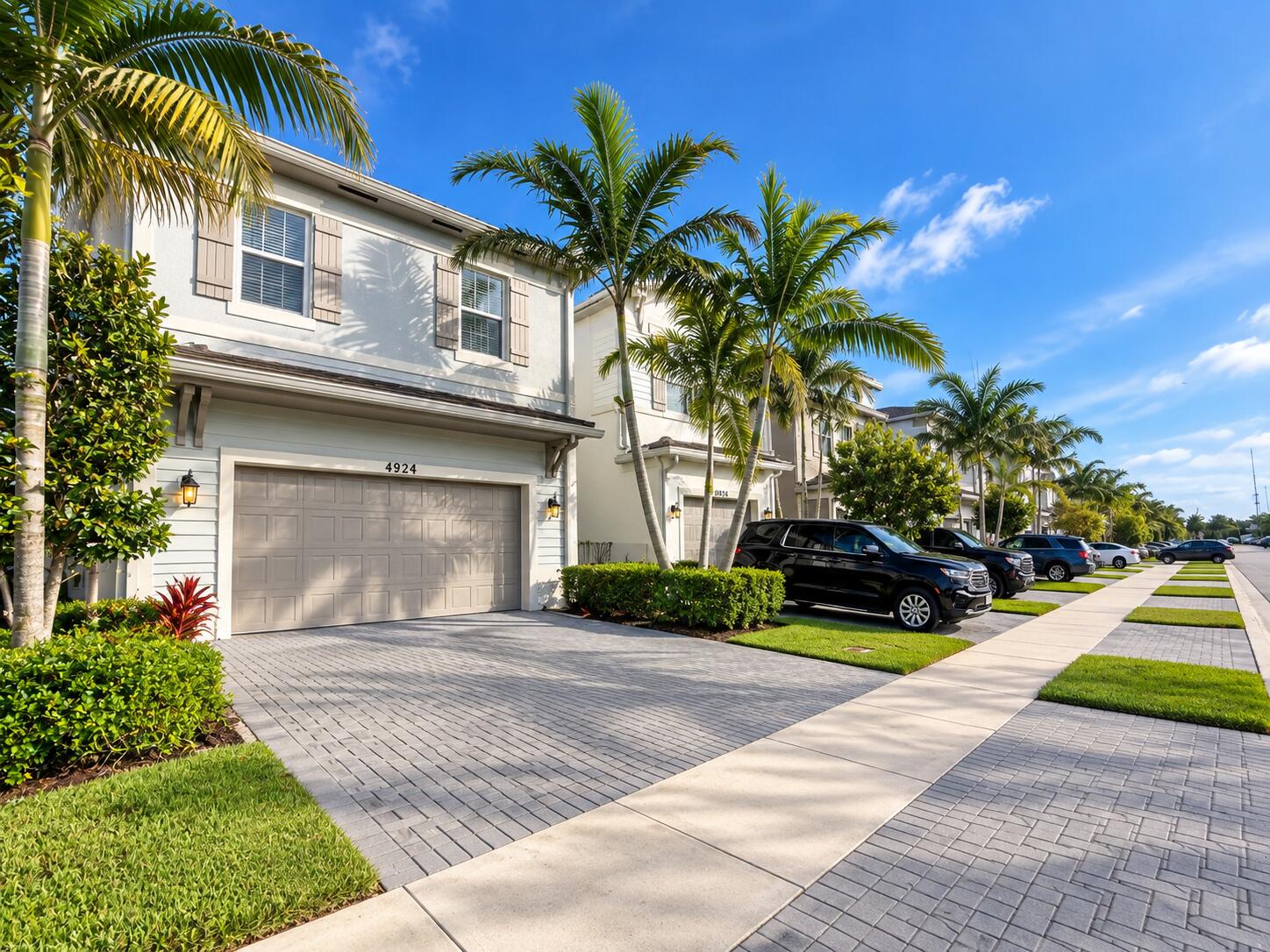 4924 NW 48th, Tamarac FL 33319