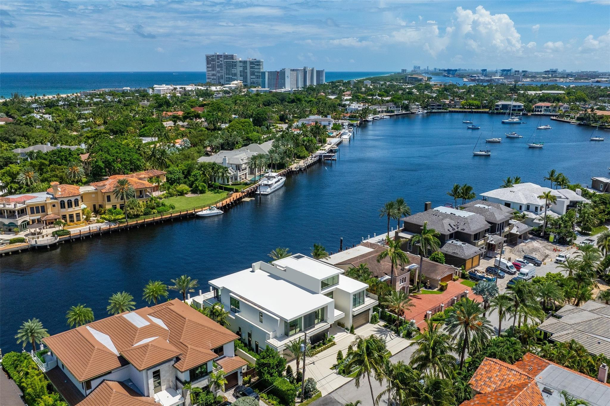 68 ISLA BAHIA, Fort Lauderdale FL 33316
