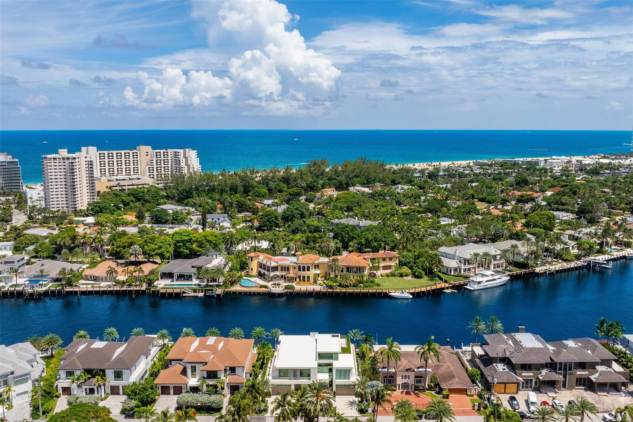 68 ISLA BAHIA, Fort Lauderdale FL 33316