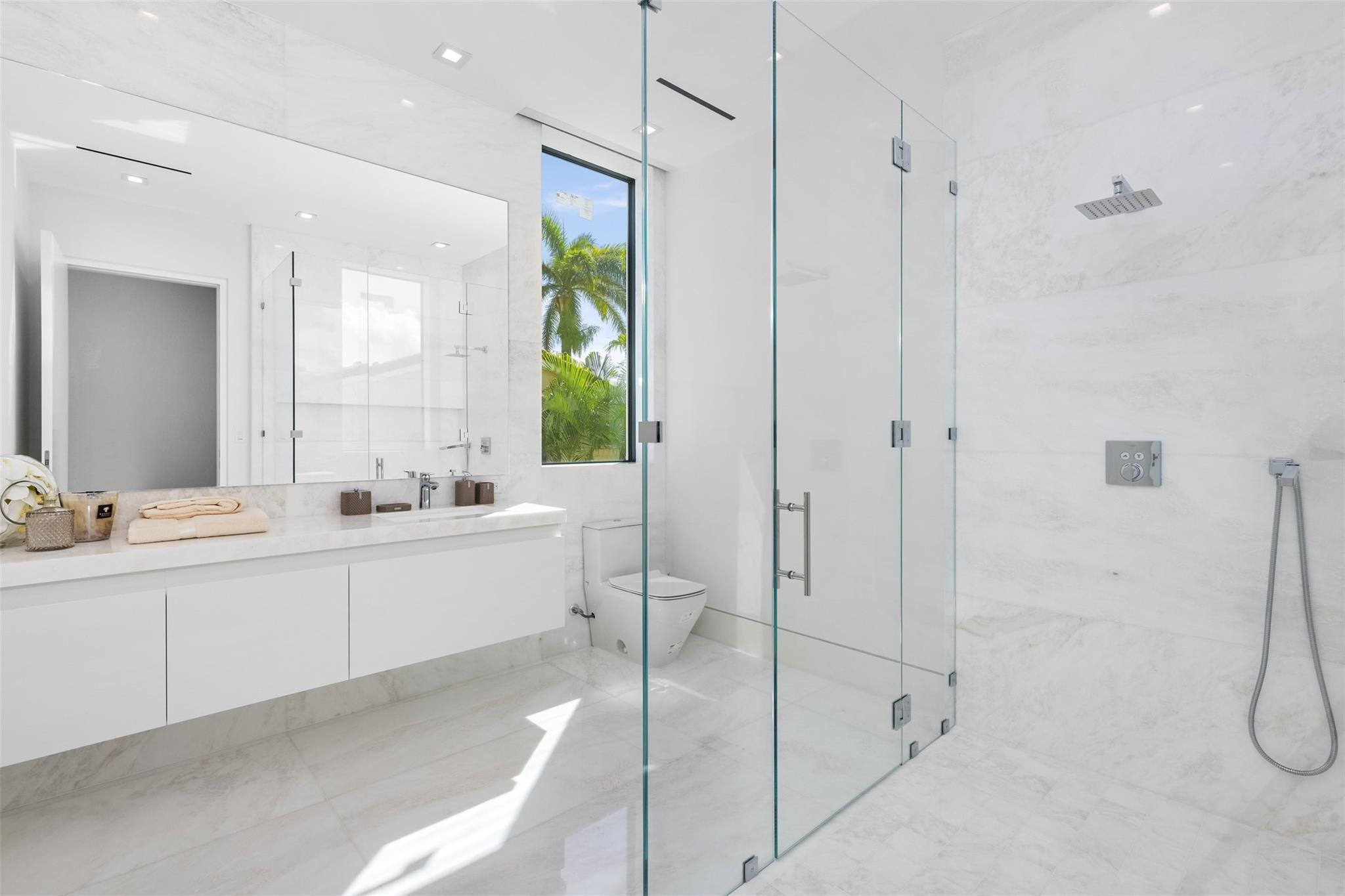 68 ISLA BAHIA, Fort Lauderdale FL 33316