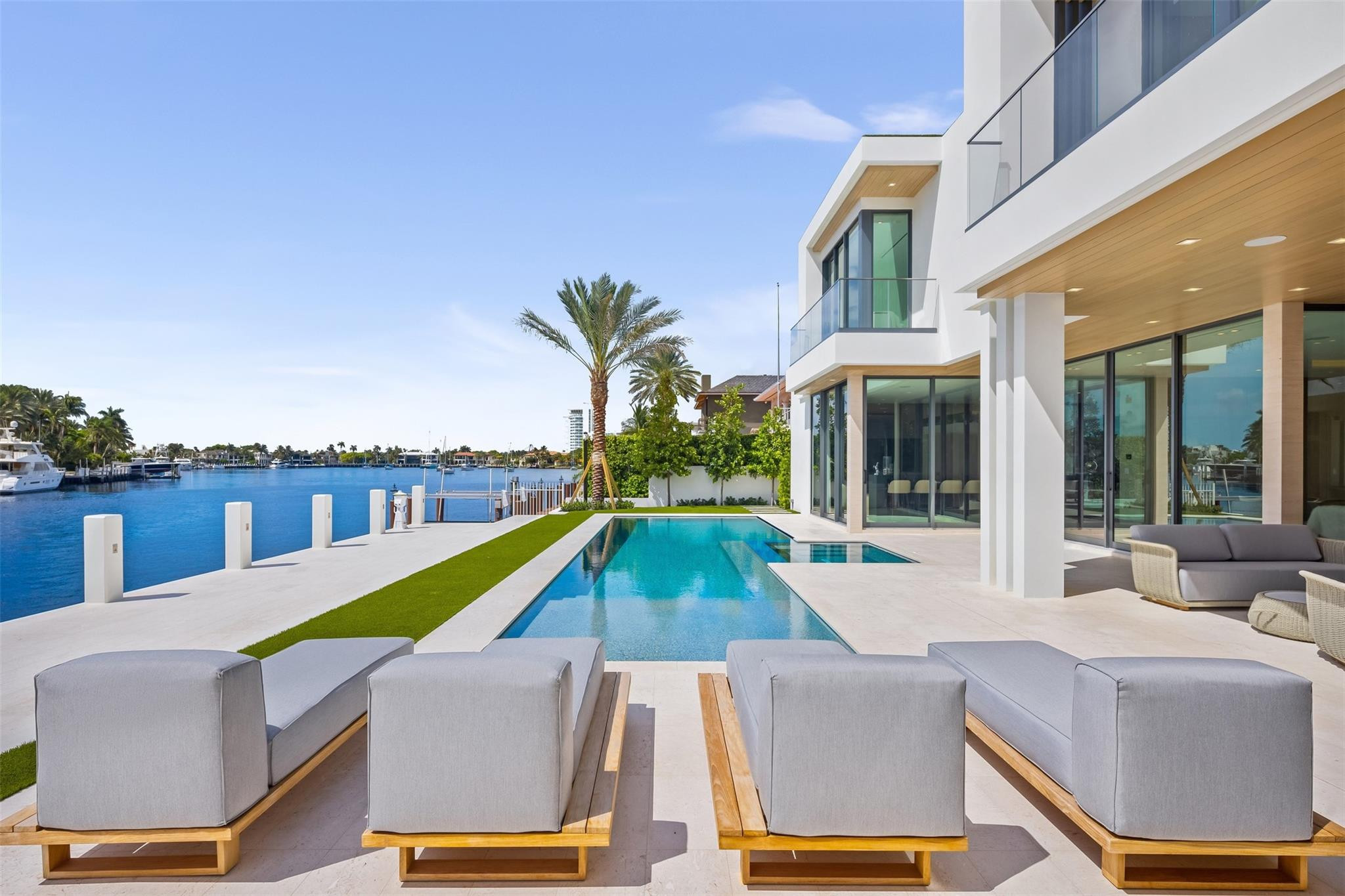 68 ISLA BAHIA, Fort Lauderdale FL 33316