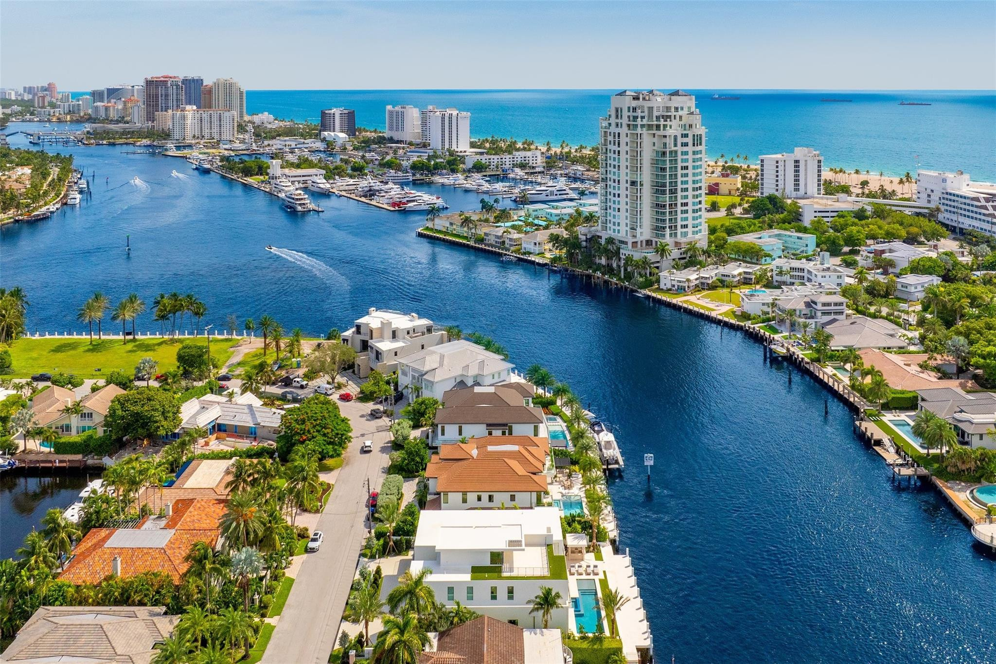 68 ISLA BAHIA, Fort Lauderdale FL 33316