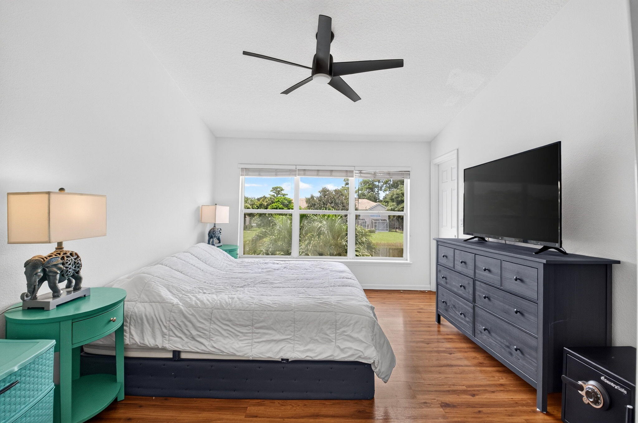 1074 Woodfield, Lake Worth FL 33415