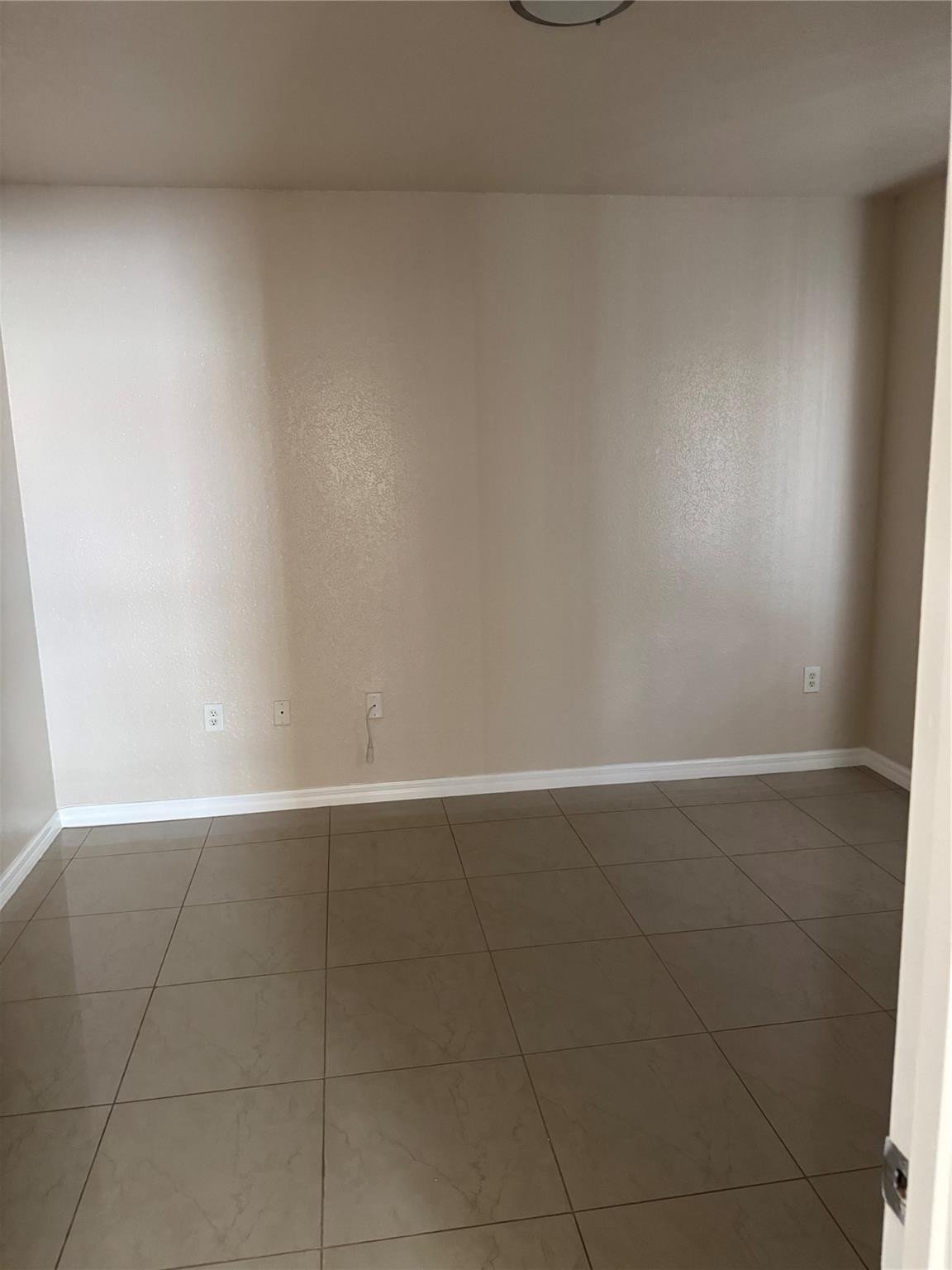 605 BELMONT #605, North Lauderdale FL 33068