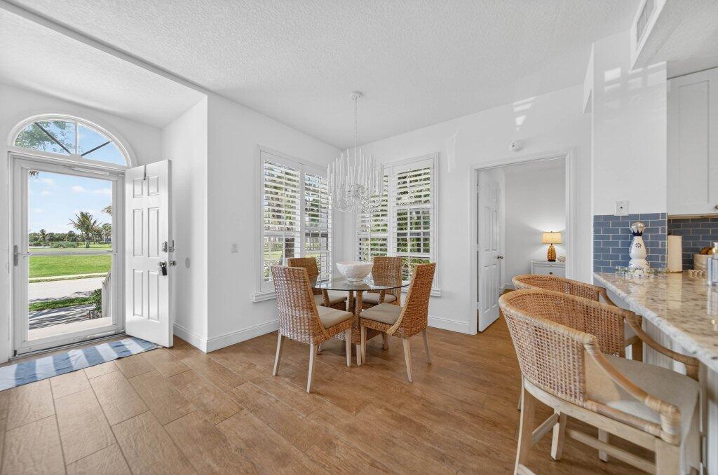 391 NE Plantation #215, Hutchinson Island FL 34996