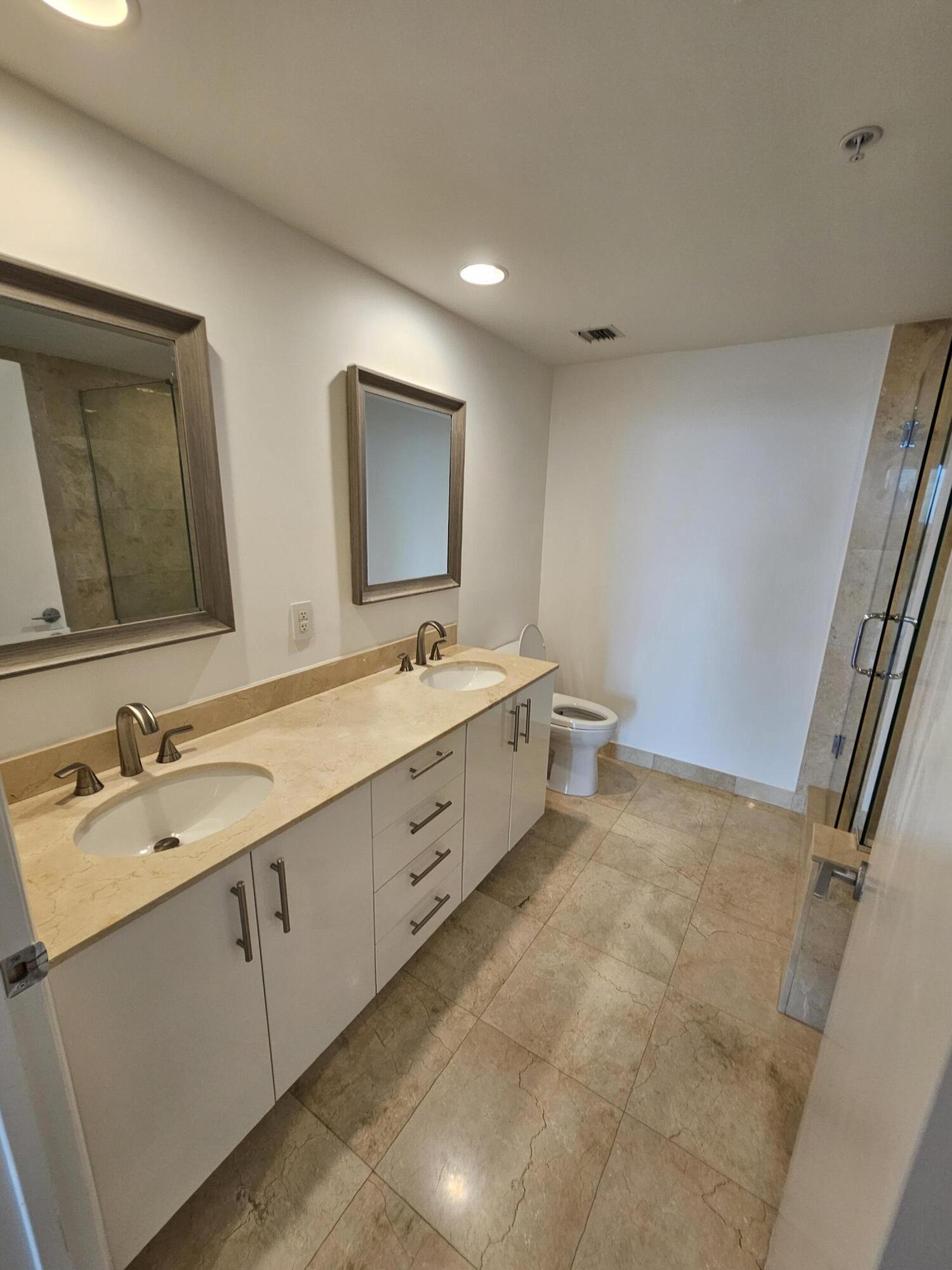 550 OKEECHOBEE #1402, West Palm Beach FL 33401
