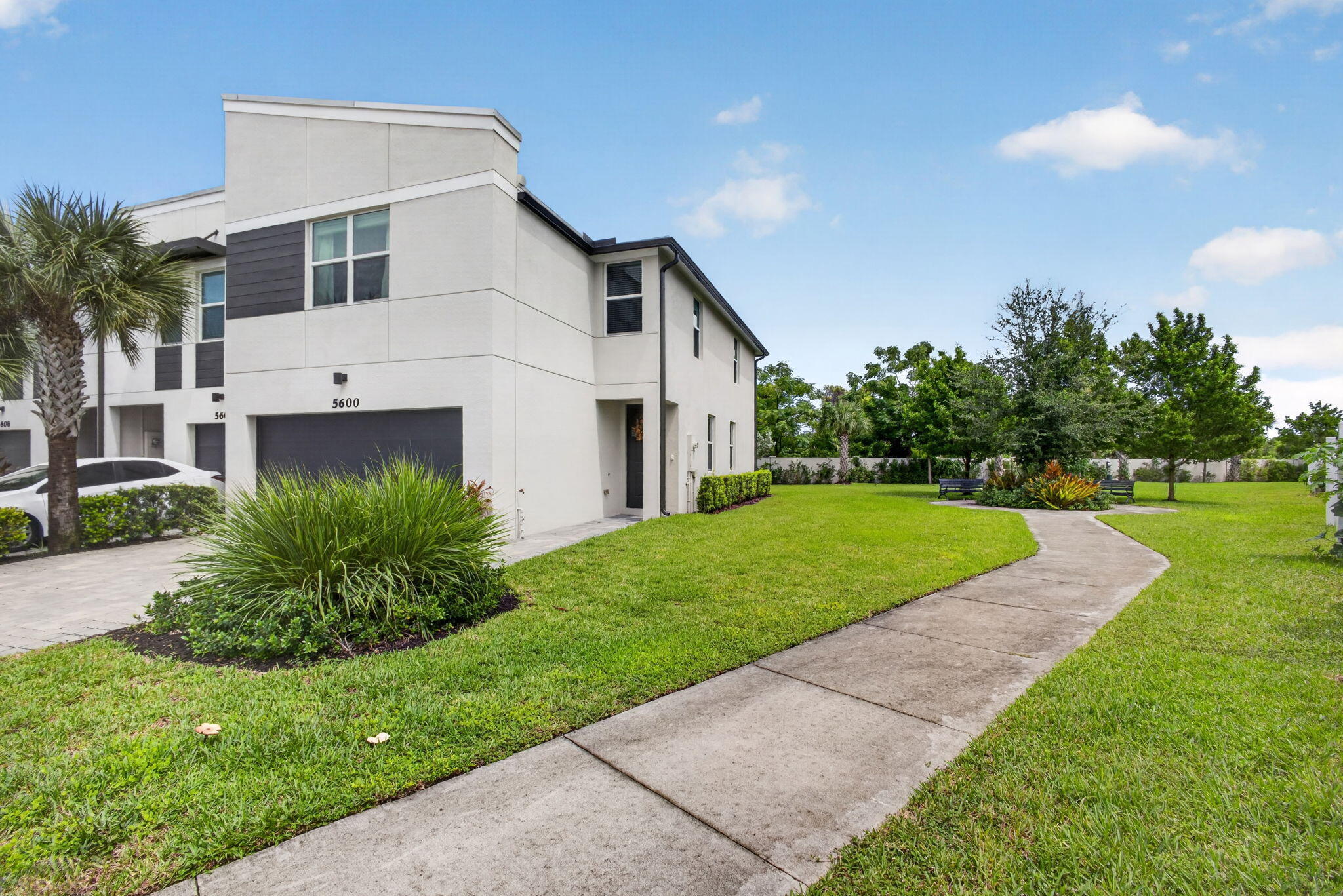 5600 Mentmore, West Palm Beach FL 33407