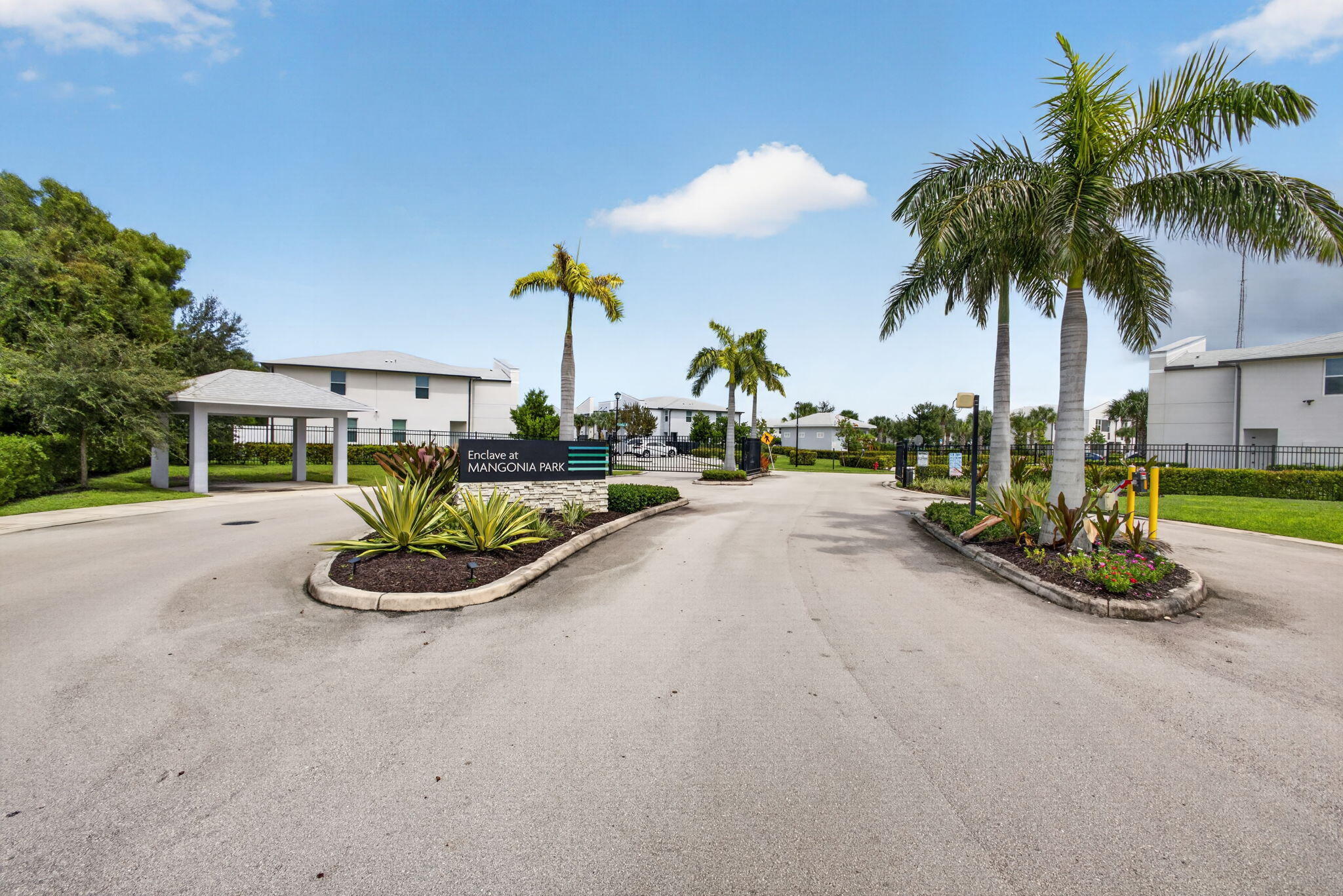 5600 Mentmore, West Palm Beach FL 33407