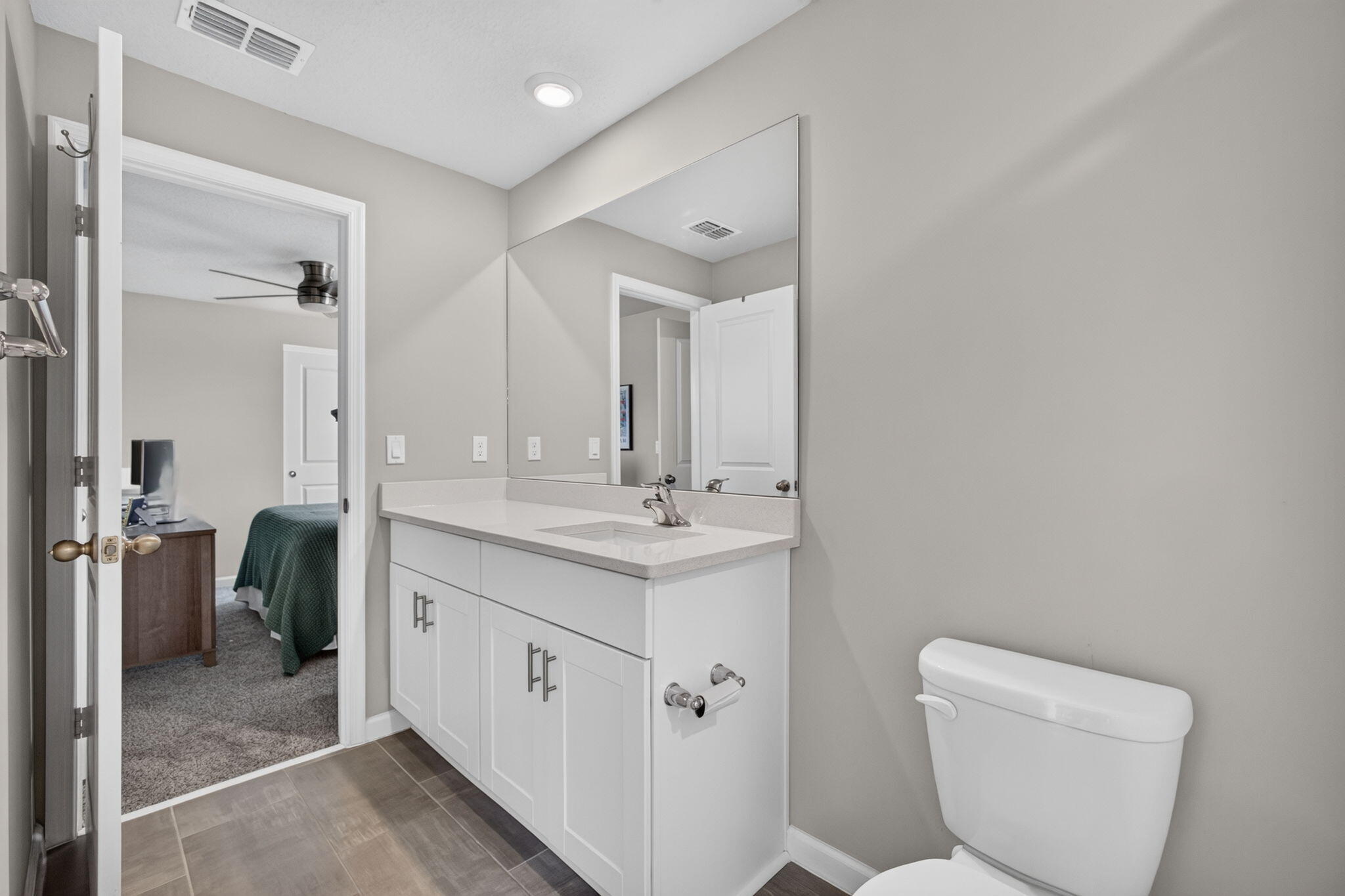 5600 Mentmore, West Palm Beach FL 33407