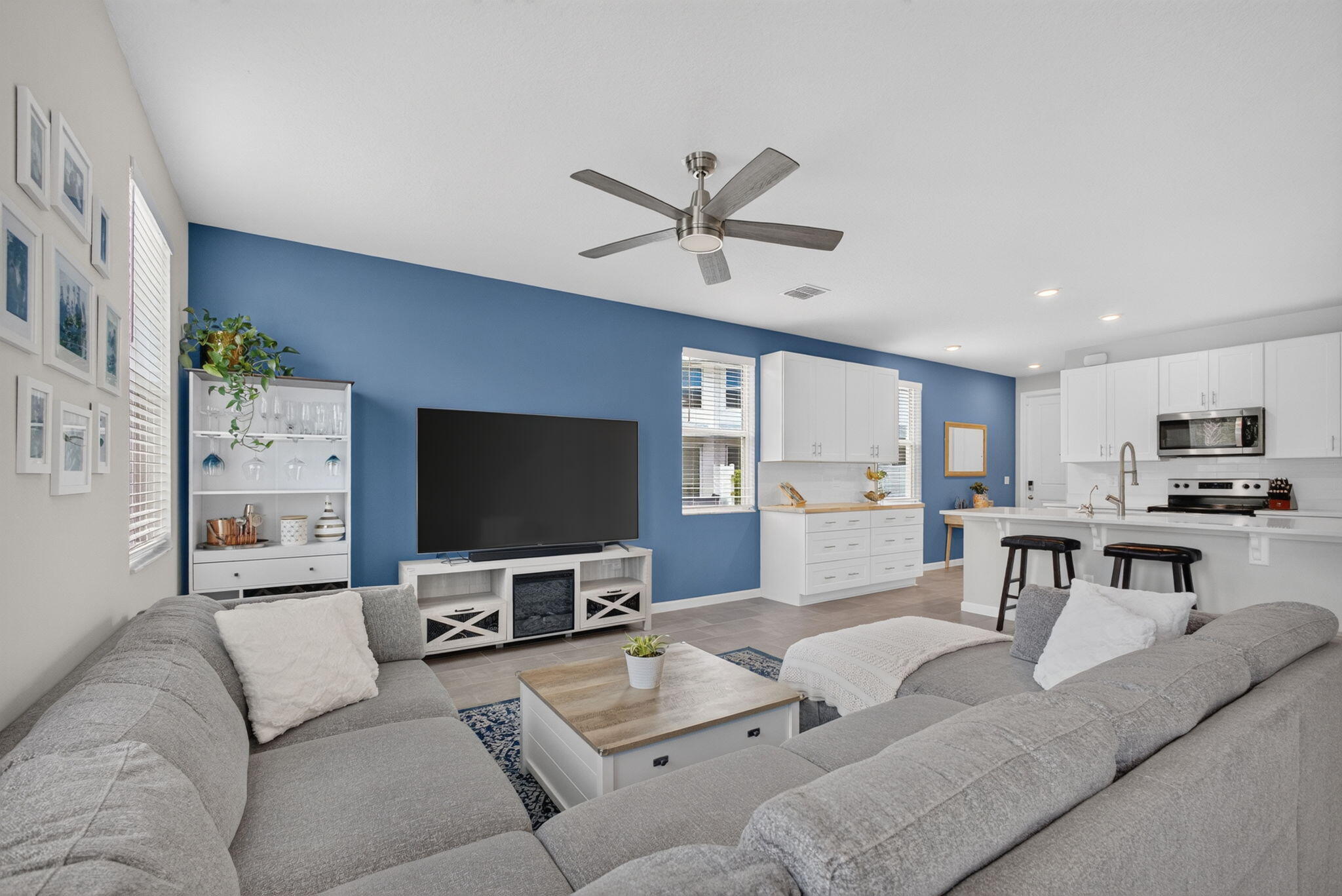 5600 Mentmore, West Palm Beach FL 33407