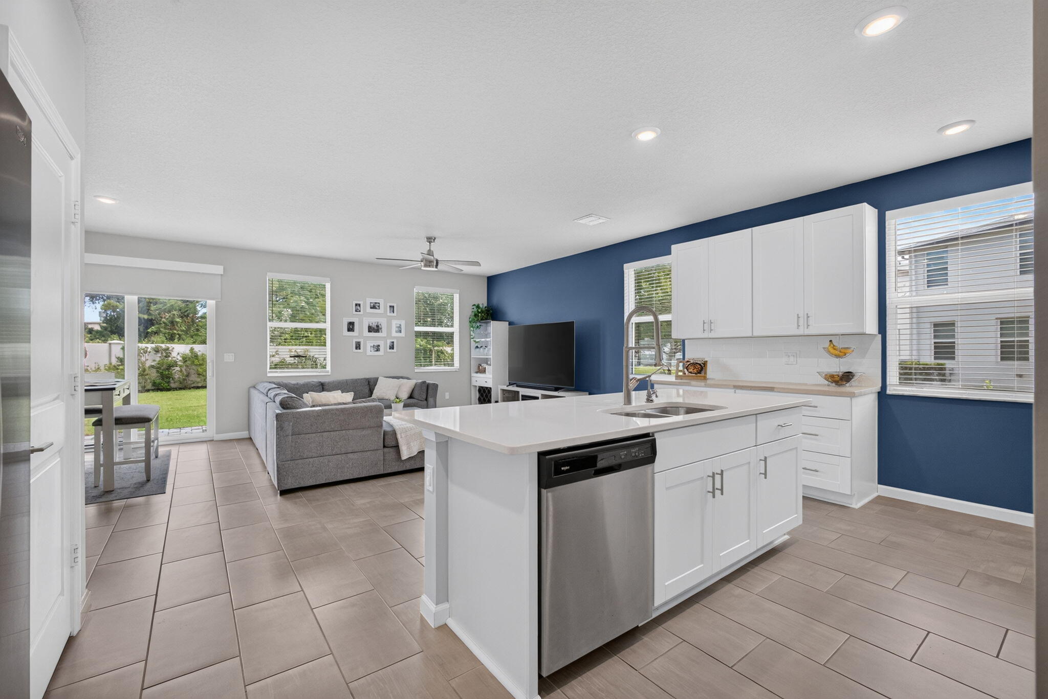 5600 Mentmore, West Palm Beach FL 33407