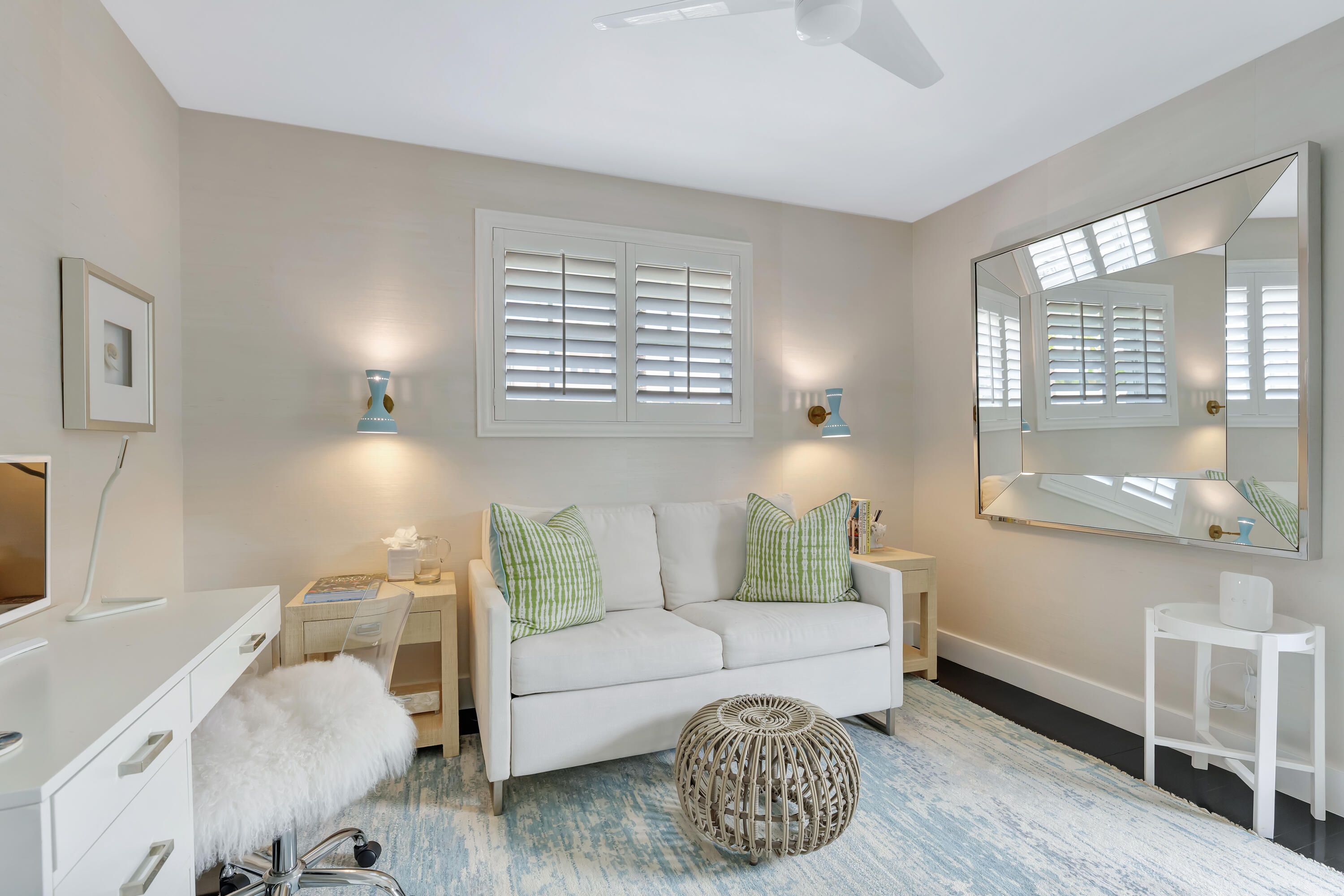 136 WORTH, West Palm Beach FL 33405
