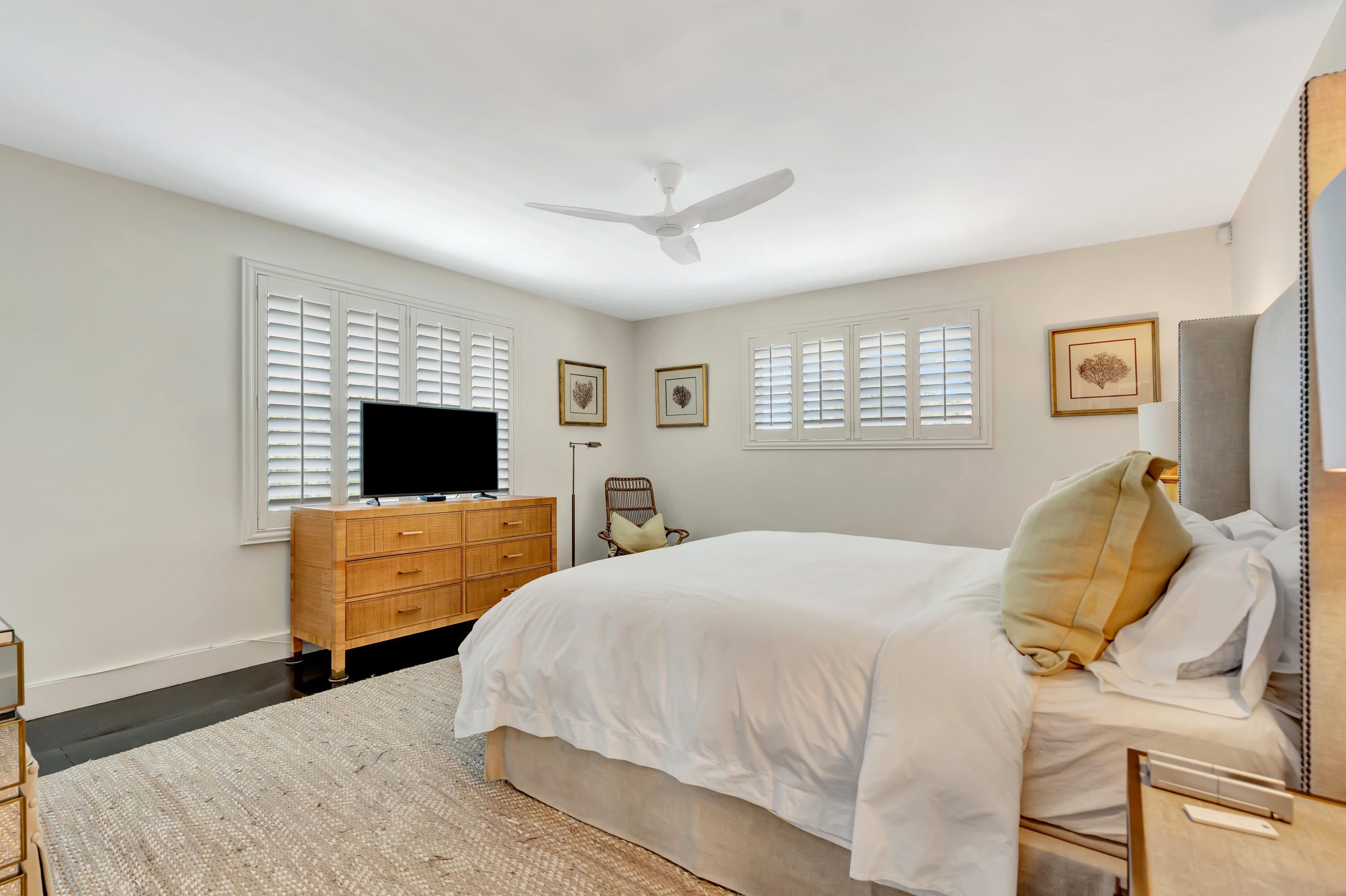 136 WORTH, West Palm Beach FL 33405