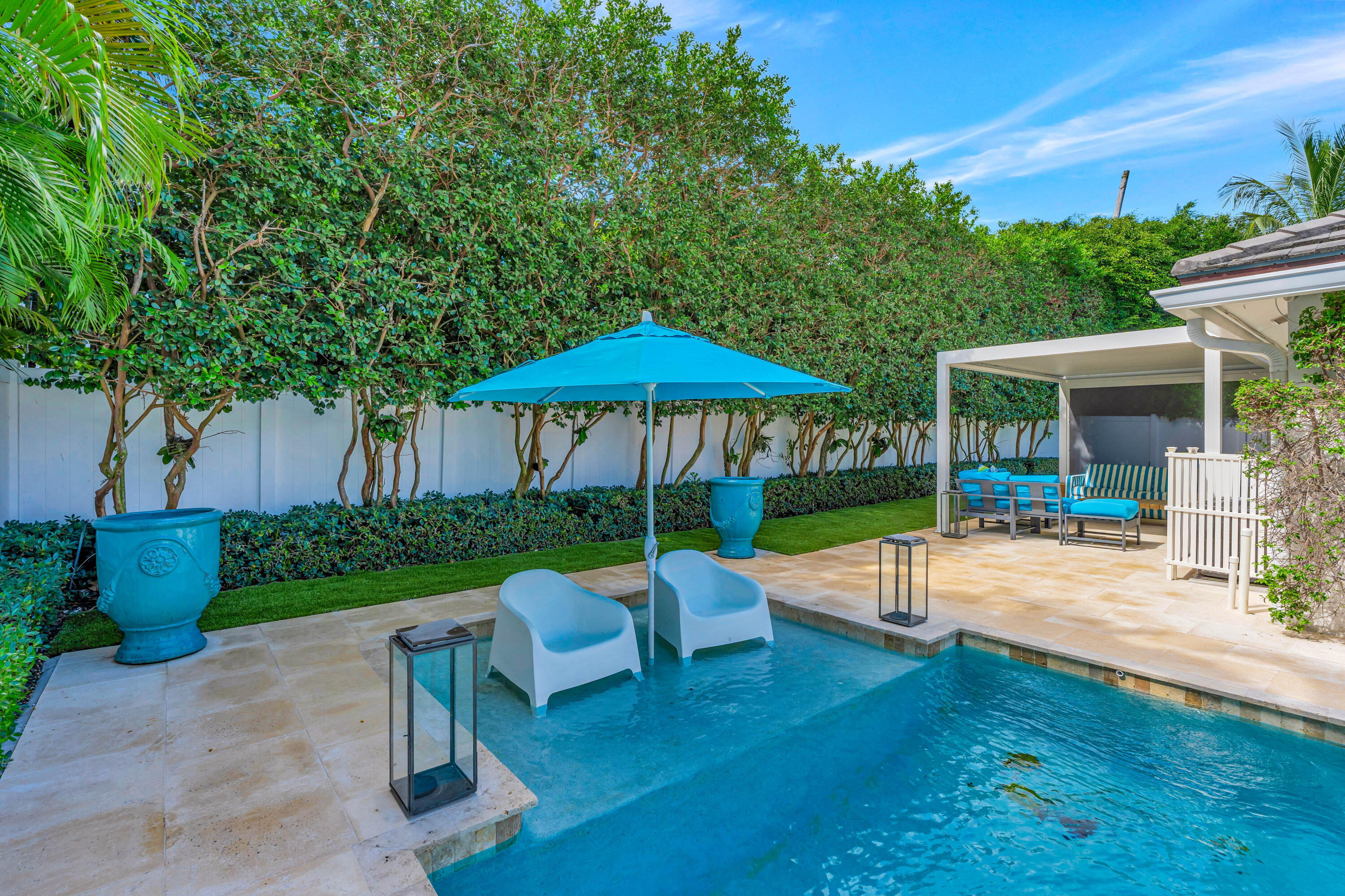 136 WORTH, West Palm Beach FL 33405