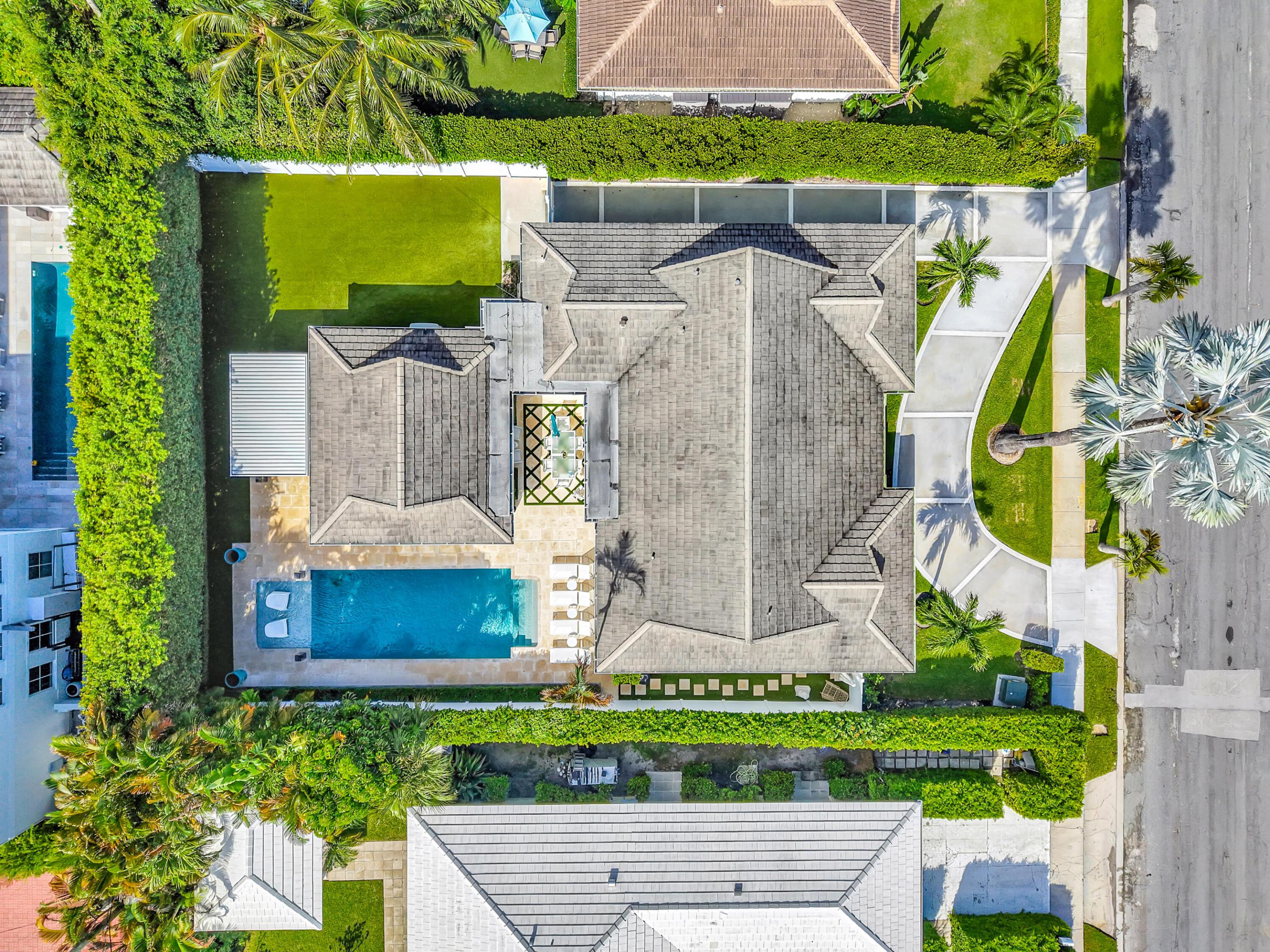 136 WORTH, West Palm Beach FL 33405