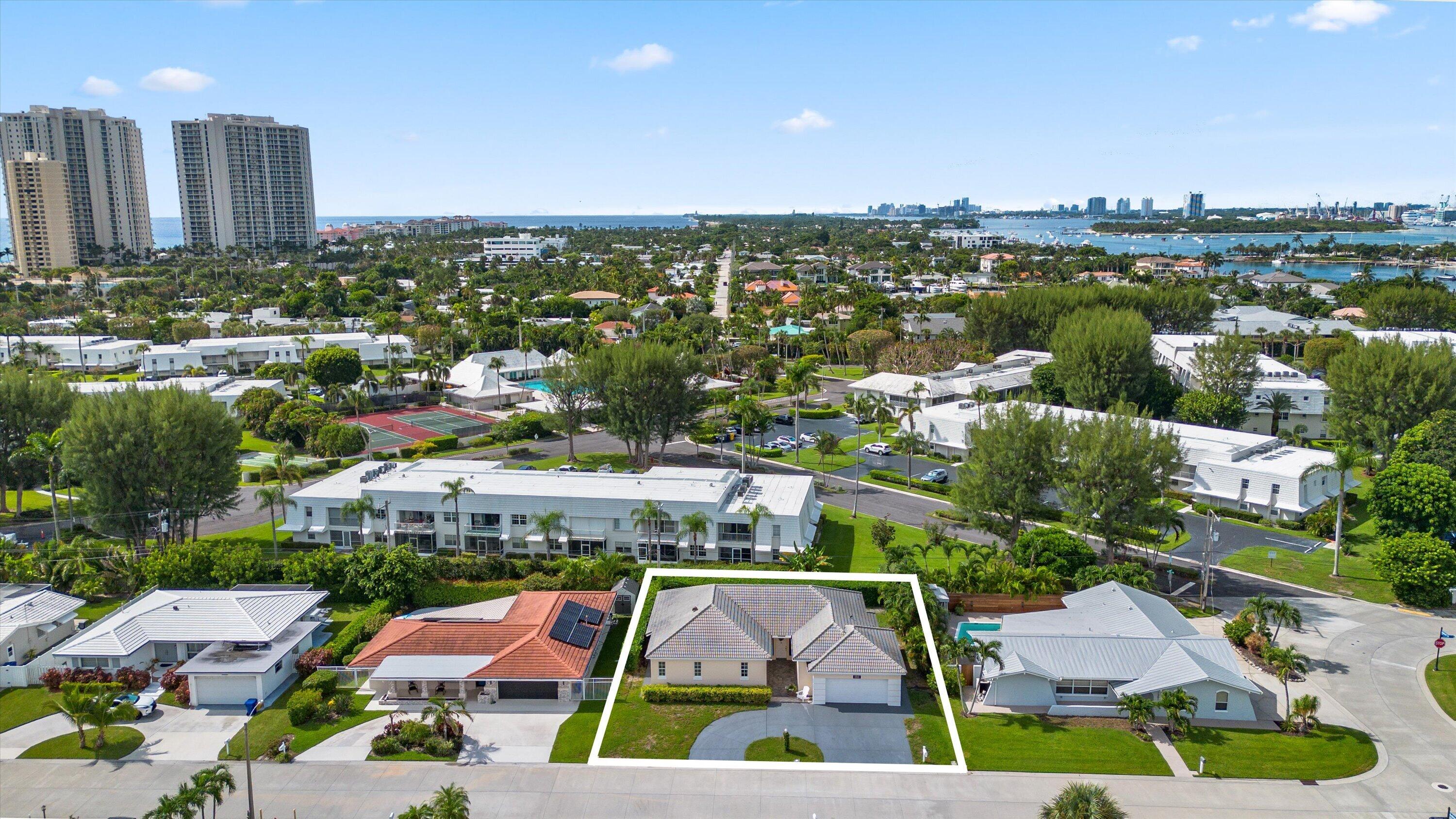 1211 SINGER, Singer Island FL 33404